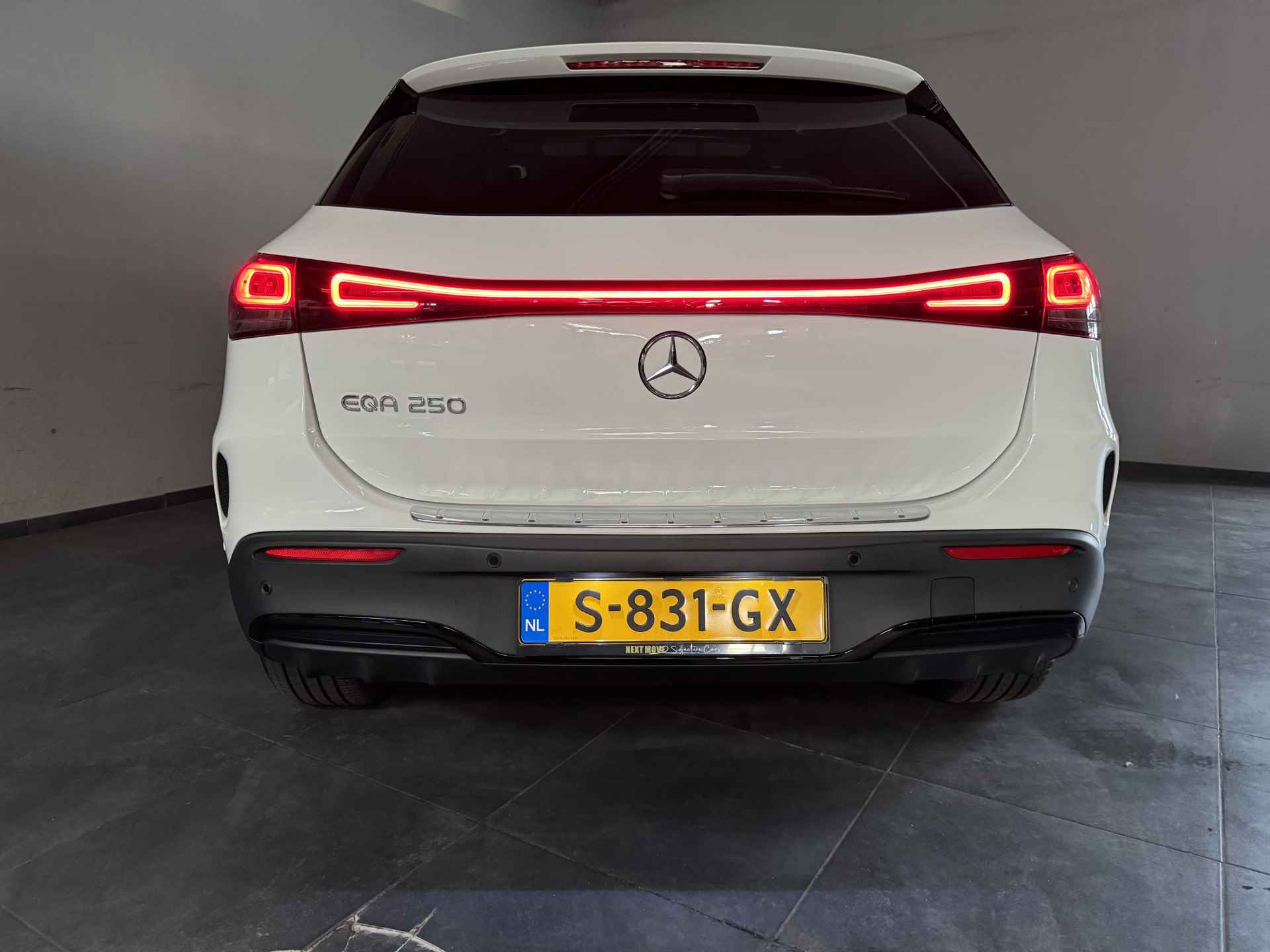 Mercedes-Benz EQA 250 AMG Line 67 kWh✅Panoramadak✅AMG-Styling✅Elektrische Trekhaak✅Sfeerverlichting✅Stoelverwarming✅AMG✅ - 34/112