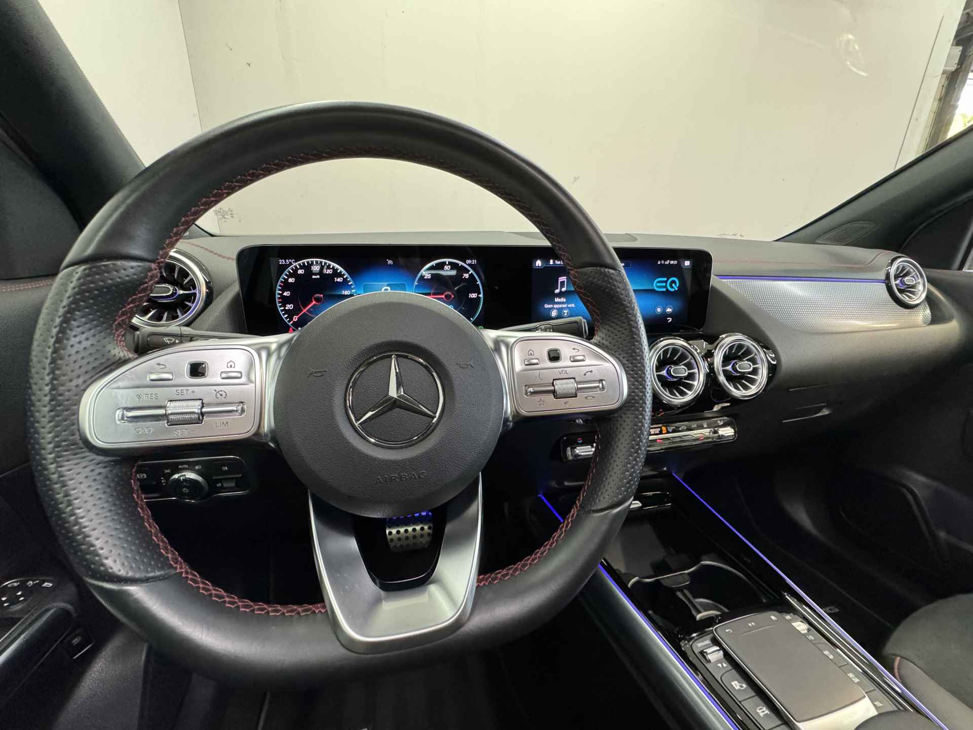 Mercedes-Benz EQA 250 AMG Line 67 kWh✅Panoramadak✅AMG-Styling✅Elektrische Trekhaak✅Sfeerverlichting✅Stoelverwarming✅AMG✅ - 64/112