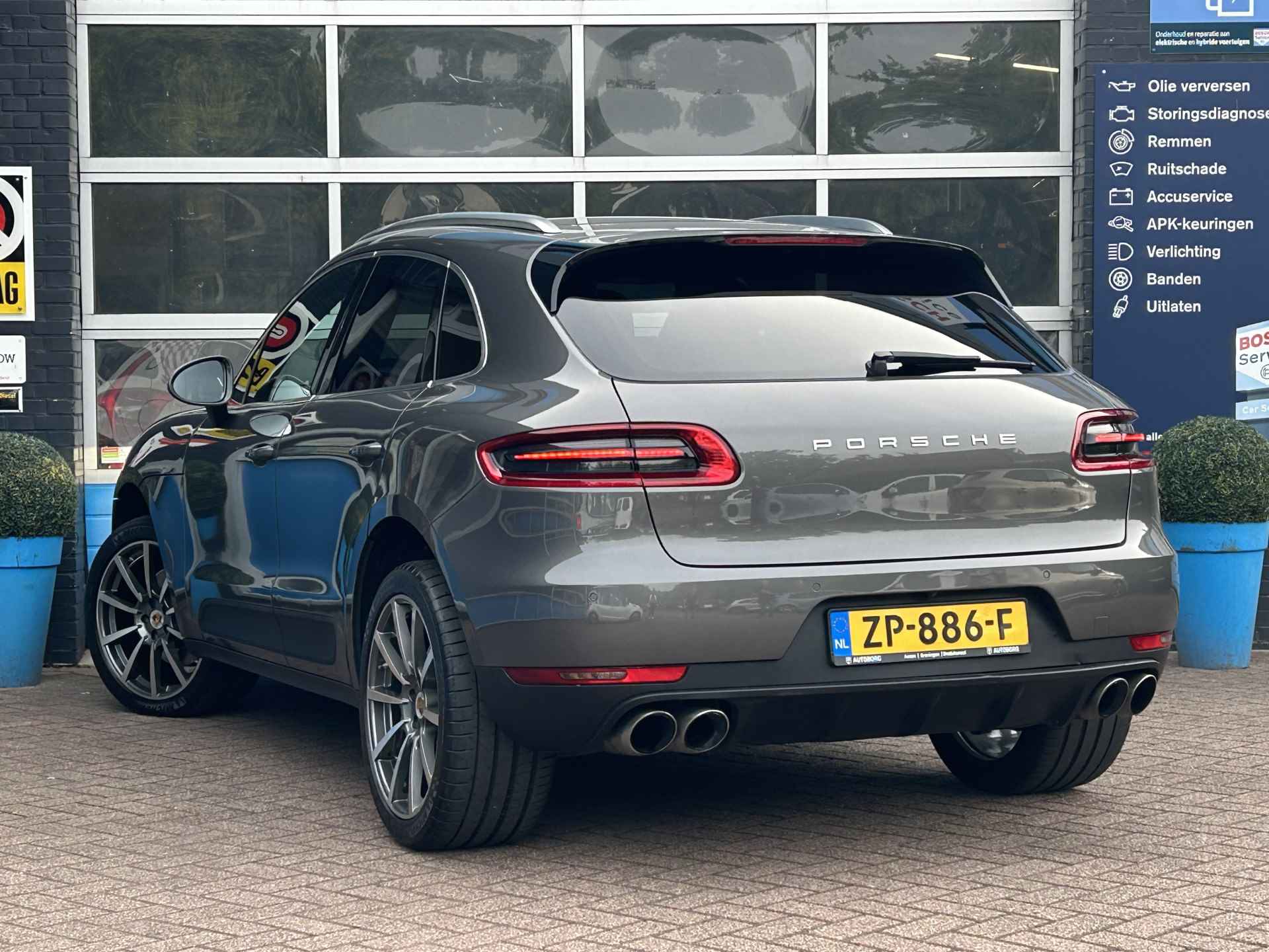 Porsche Macan 3.0 S | Panoramadak | Cruise Control Adaptief | Climate Control | Rijklaar + 12 Maand BOVAG Garantie - 4/57