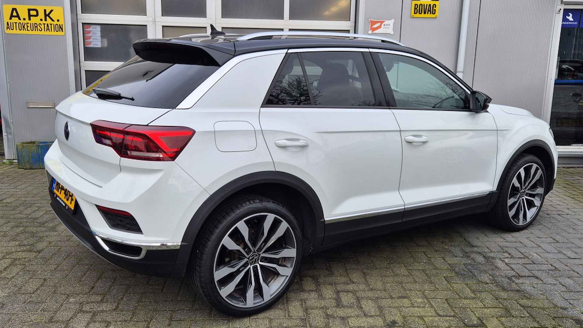 Volkswagen T-Roc 1.5 TSI Sport BnsR - 7/28