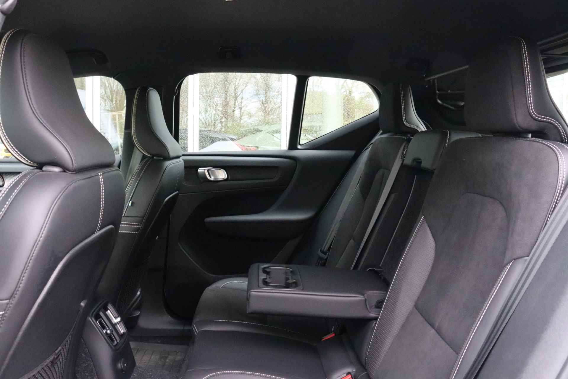 Volvo XC40 T5 Recharge R-Design | Trekhaak | Elektrische bestuurdersstoel met geheugen | Stoel en Stuurwielverwarming | Adaptieve Cruise Co - 19/59