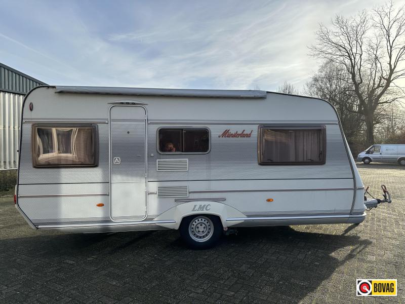 LMC Munsterland 475 TE enkele bedden en mover