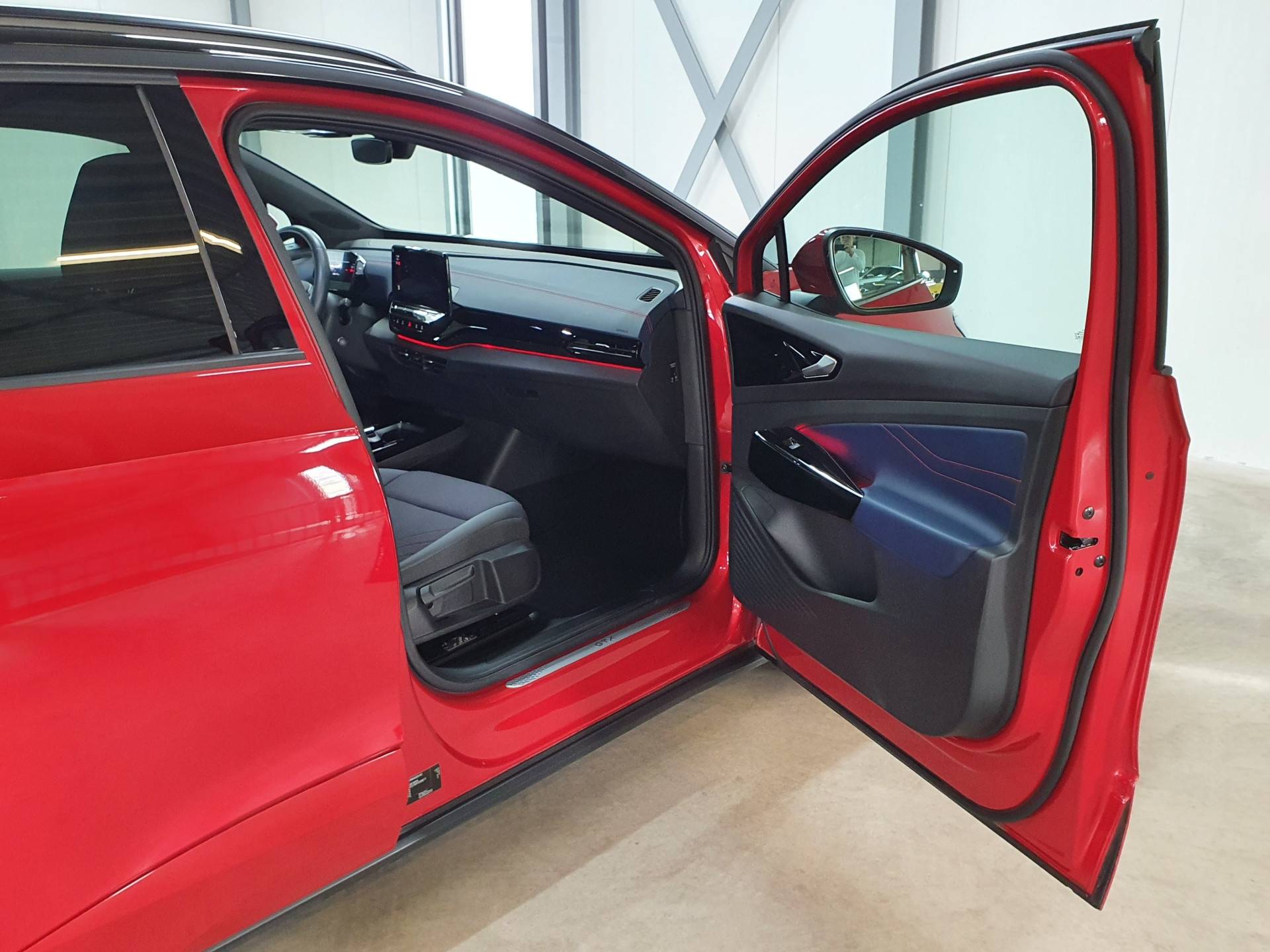 Volkswagen ID.4 GTX 77 kWh 300 pk / bijtelling va 244 euro \ | Matrix LED | Winterpakket | Navi Full - 36/39