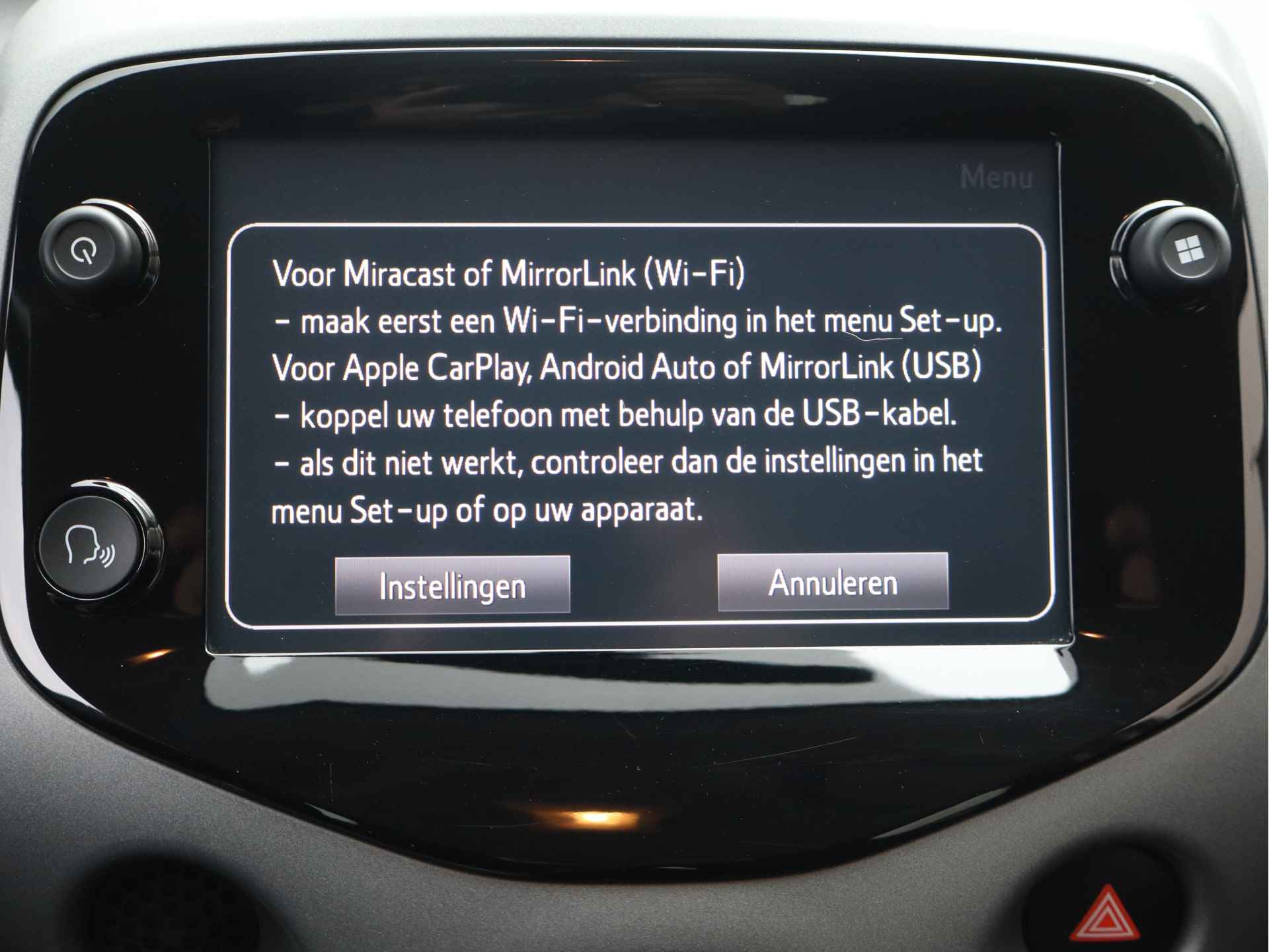 Toyota Aygo 1.0 VVT-i x-play - NL AUTO!! Camera I Apple I Radio - 11/28