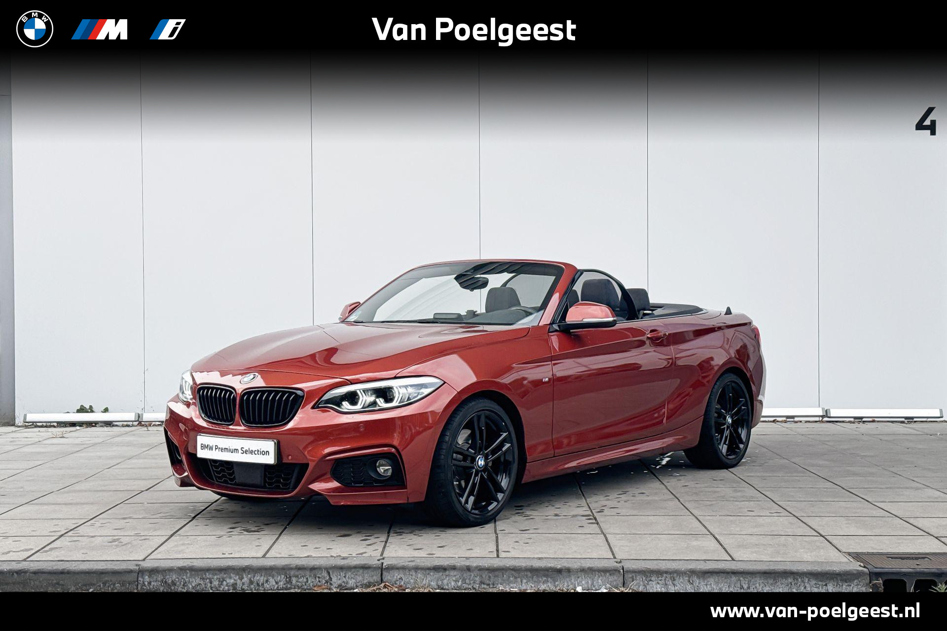 BMW 2 Serie Cabrio 220i High Executive M-Sport Achteruitrijcamera / Cruise Control Adaptief / Adaptief LED / Trekhaak Afneembaar / Elektrische Sportstoelen / Stoelverwarming / Comfort Access / 18 Inch Jet Black