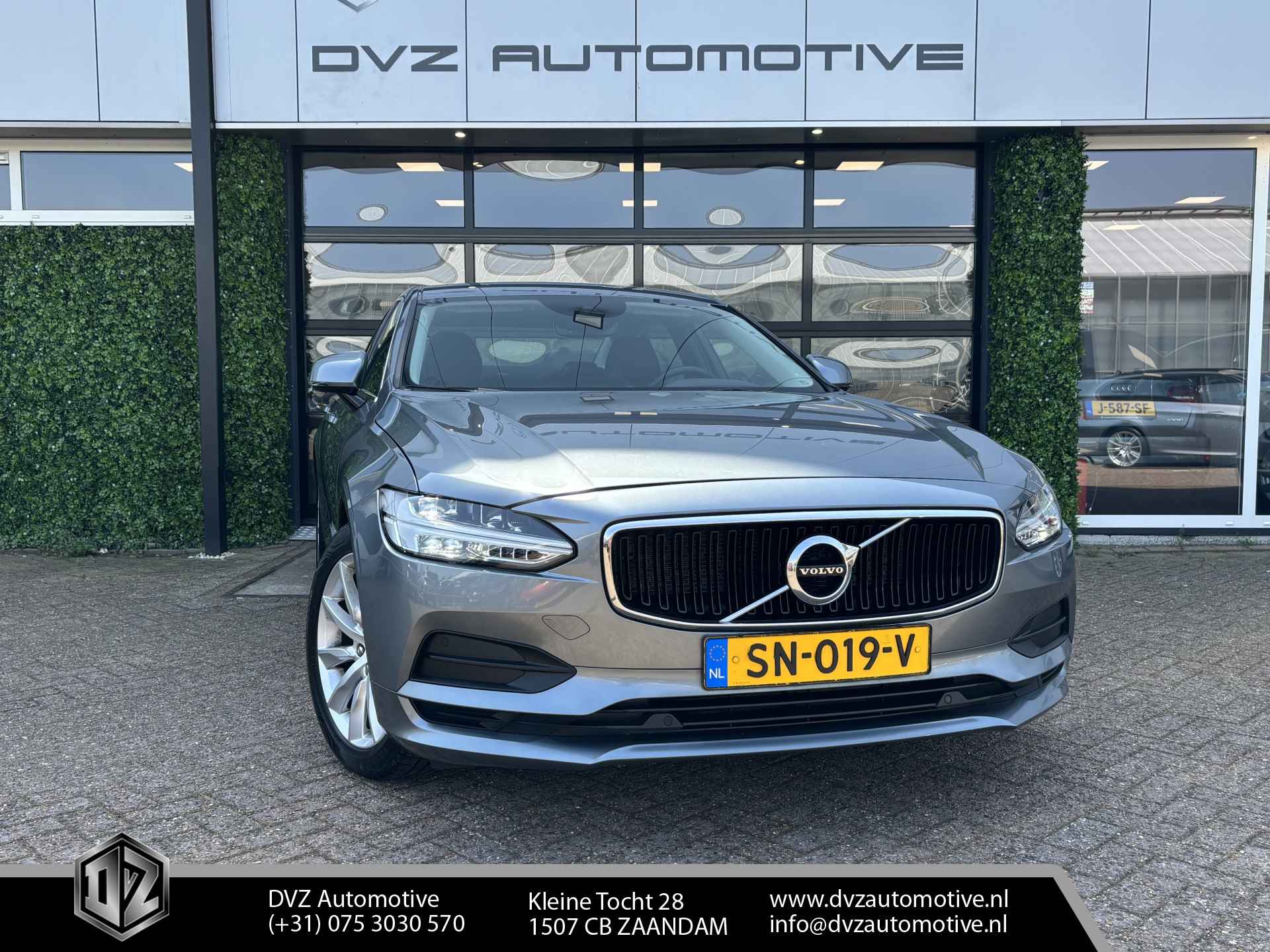 Volvo S90