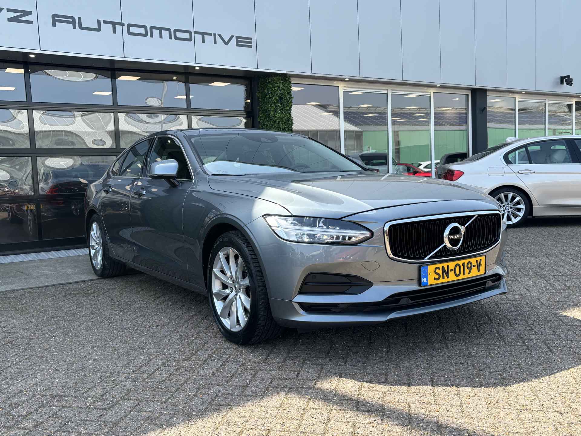 Volvo S90 2.0 T4 Momentum+ | Leder | Drive Assist | - 5/38