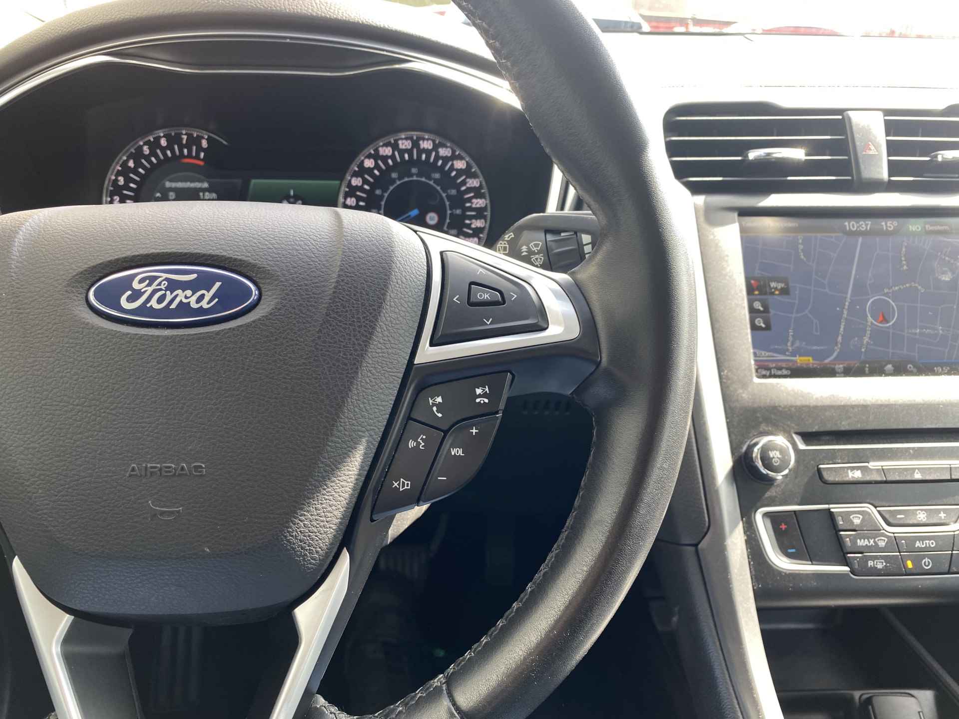 Ford Mondeo Wagon 1.5 Titanium 160 pk | dealer onderhouden | navigatie | keyless start | rij assistentie | cruise control - 26/38
