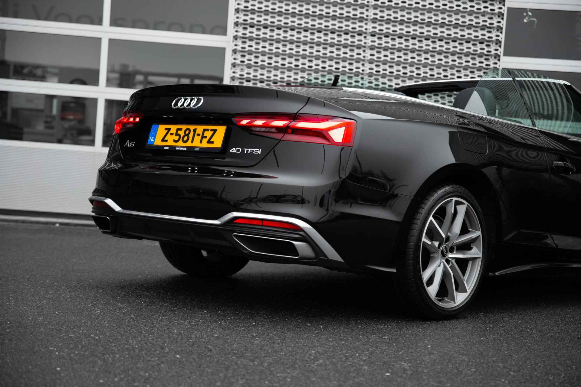 Audi A5 Cabriolet 40 TFSI 204pk S edition | Parking | Rijden | Bang & Olufsen | Leder | Stoelen Elektrisch | 19" Velgen | - 20/56