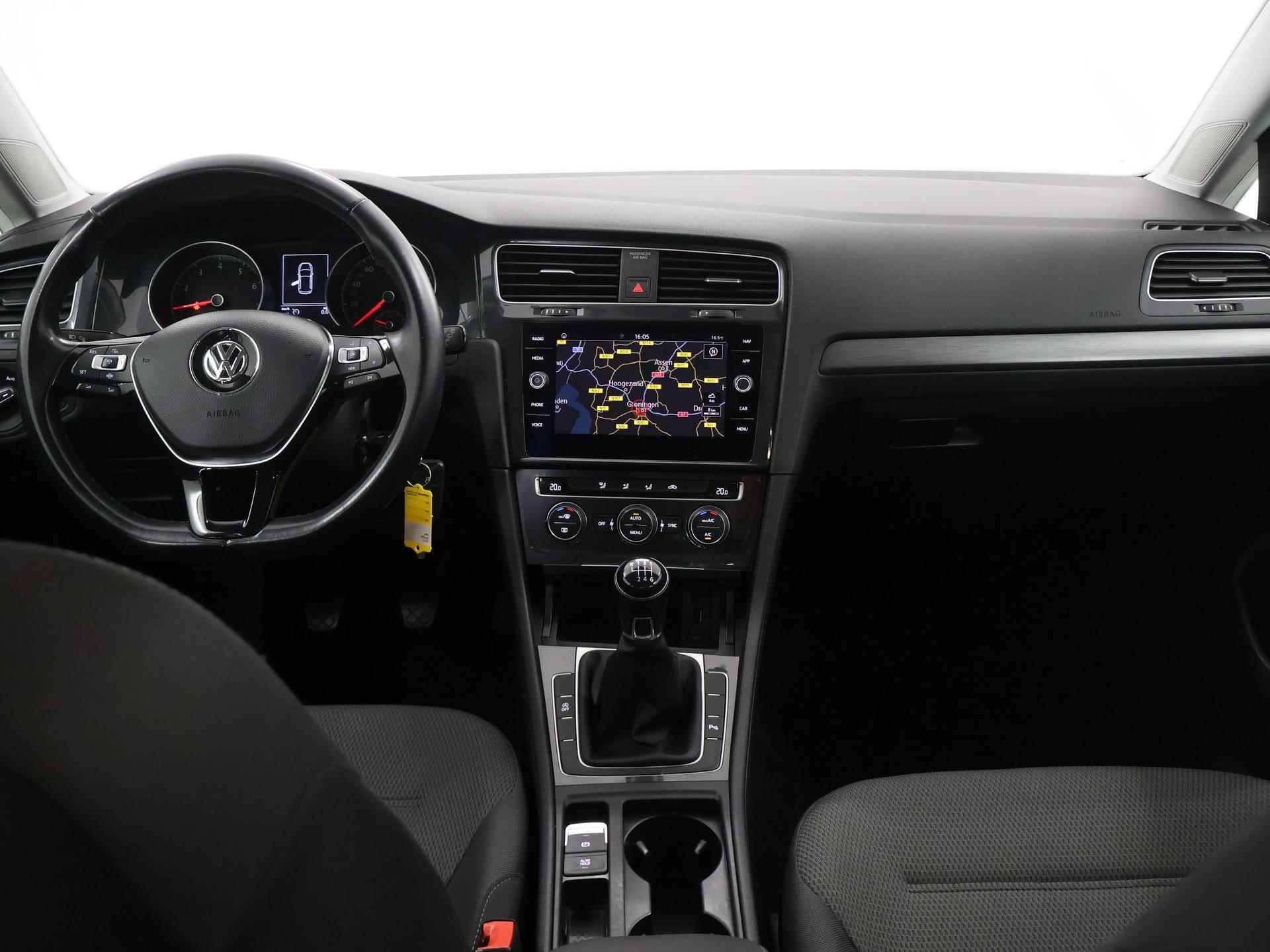 Volkswagen Golf 1.0 TSI Comfortline || Trekhaak | Navigatie | Climate Control | Parkeersensoren | Cruise Control Adaptief | Carplay | - 9/42