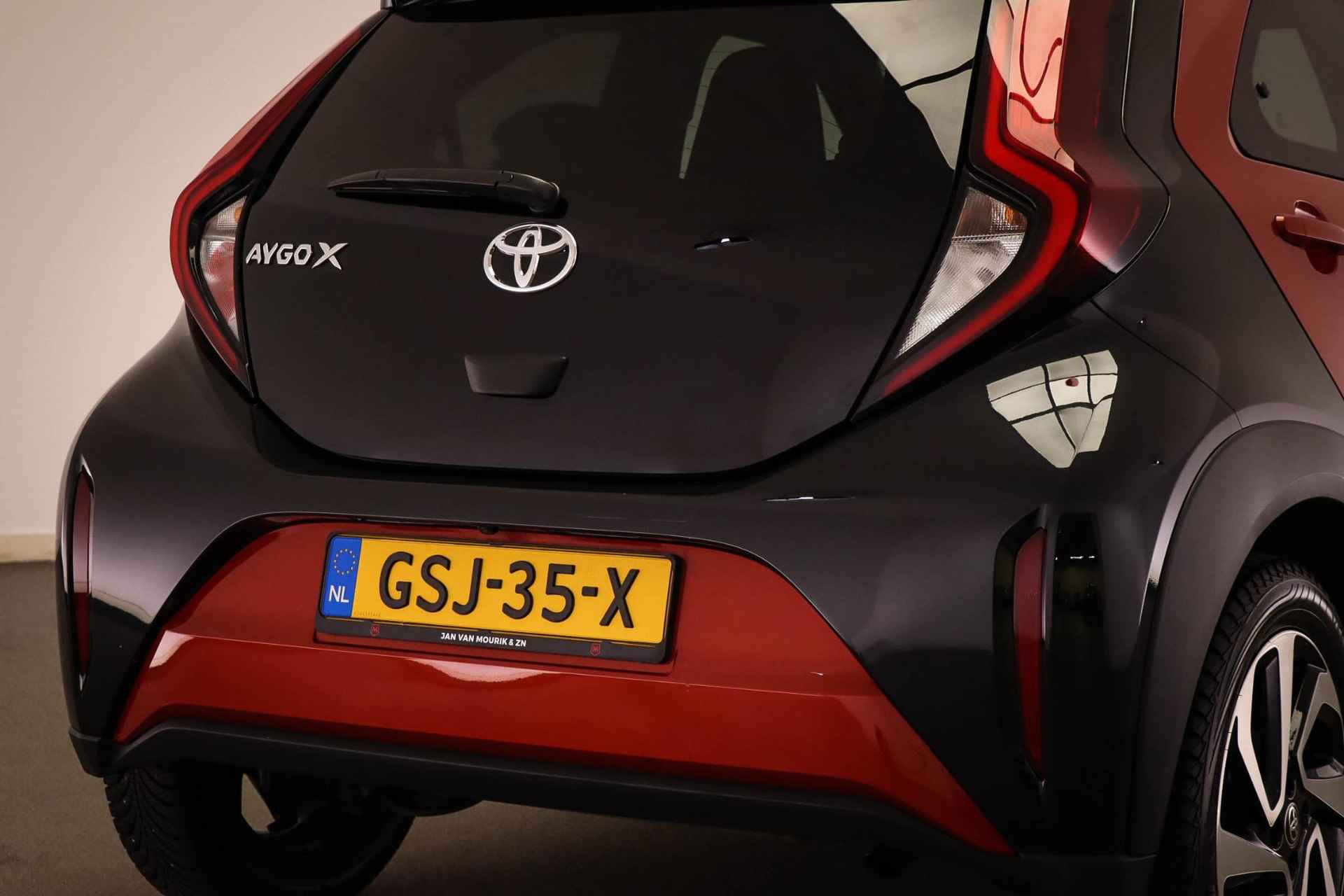 Toyota Aygo X 1.0 VVT-i MT Pulse | STOELVERWARMING | DAB | APPLE | CAMERA - 19/48