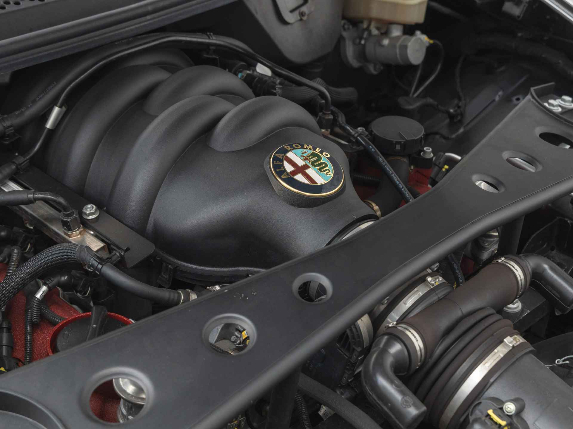 Alfa Romeo 8C Competizione Spider 4.7 V8 - 12/51