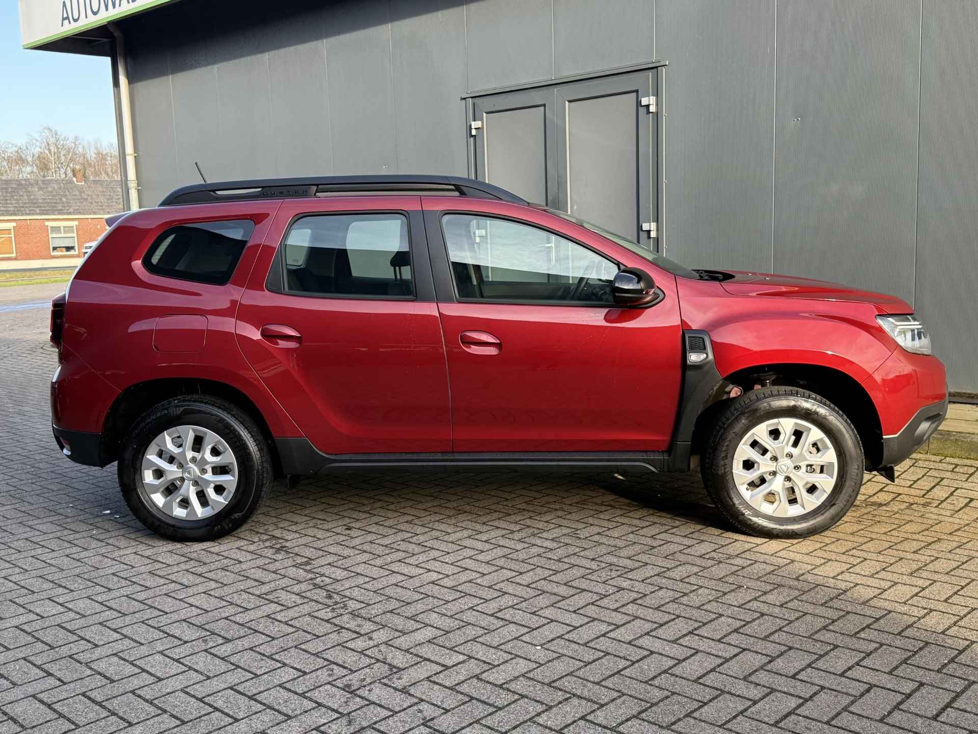 Dacia Duster 1.0 TCe Bi-Fuel Comfort / Trekhaak / Airco / Cruise Control / Apple&Android Carplay / Bluetooth / DAB / Sensoren Achter - 17/37