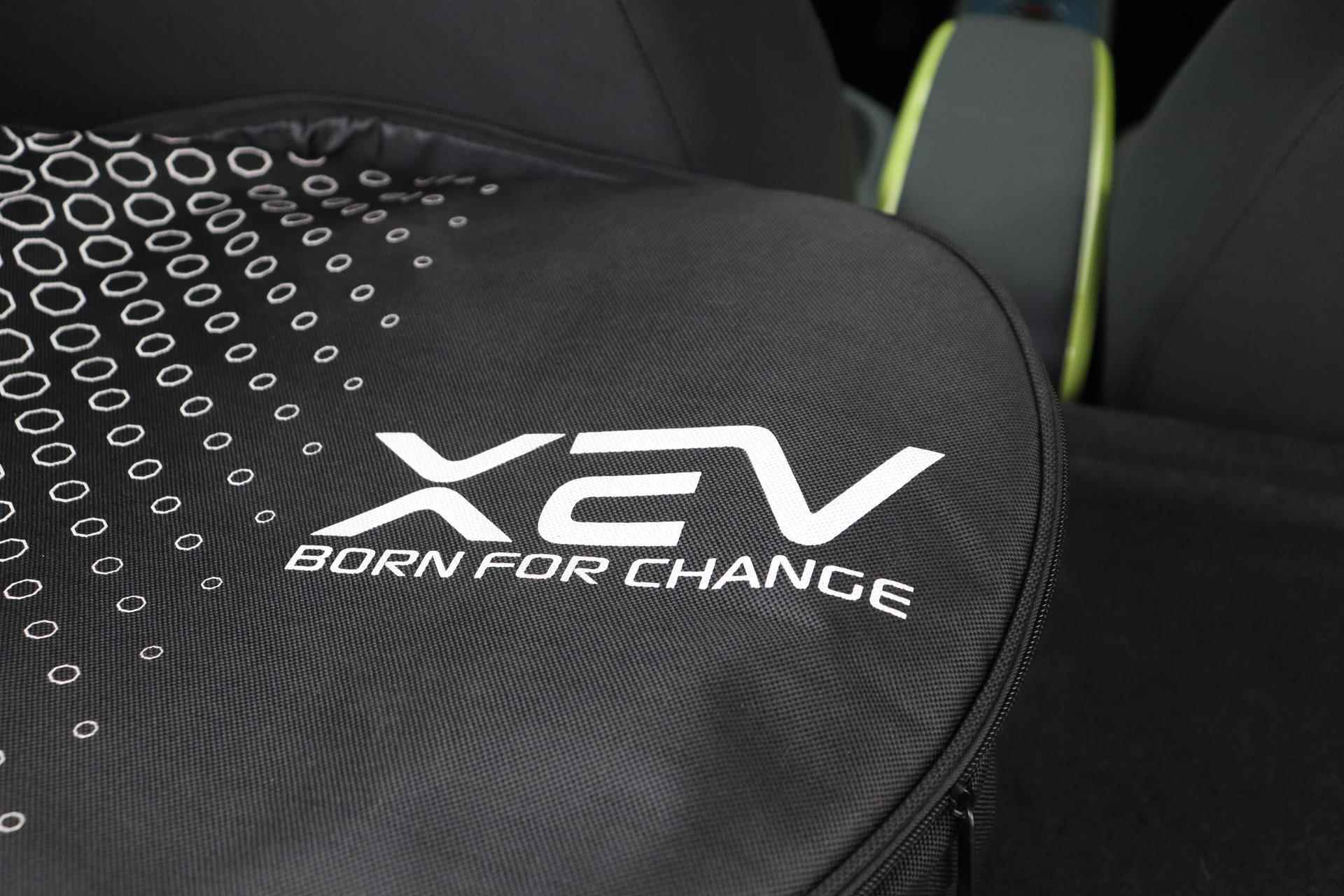 XEV YOYO EASY *EXPORT ONLY* -PANO.ROOF|KEYLESS|ABS - 24/64