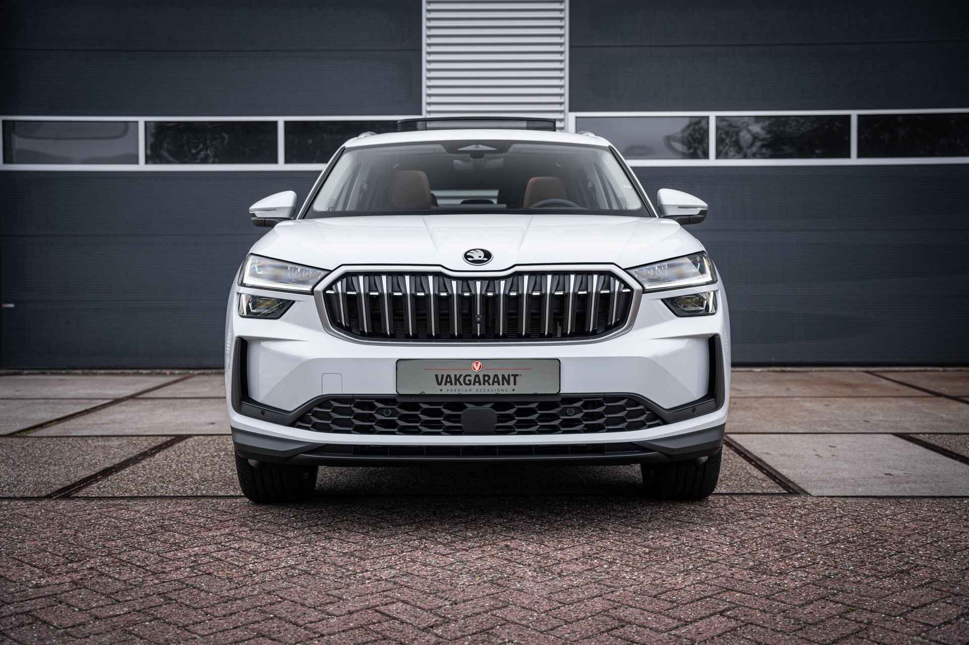 Skoda Kodiaq 1.5 TSI MHEV Business Edition 7p. | Pano | 360° Camera | Stoelverw/vent. | HUD | Leder | ACC - 6/72