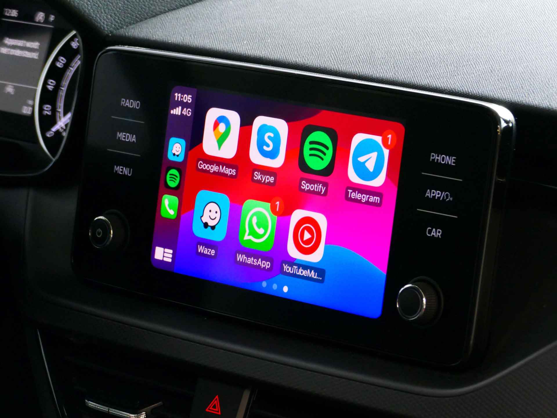 Škoda Kamiq 1.5 TSI 150PK BLACKLINE ECC CARPLAY NAVI STOELVERW PDC LMV 05/2023 - 32/71