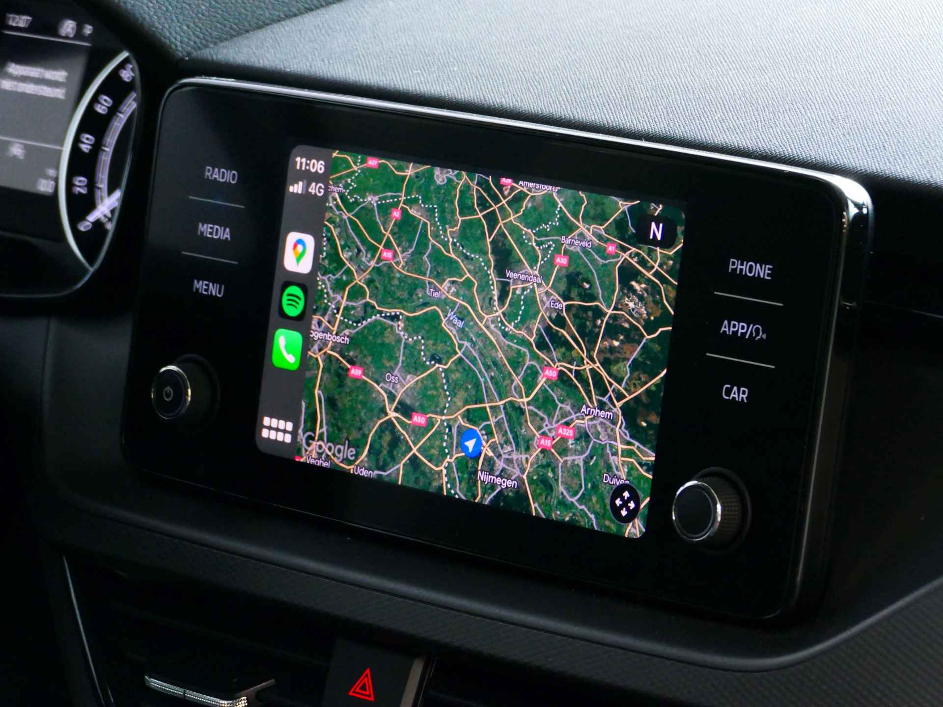 Škoda Kamiq 1.5 TSI 150PK BLACKLINE ECC CARPLAY NAVI STOELVERW PDC LMV 05/2023 - 35/71