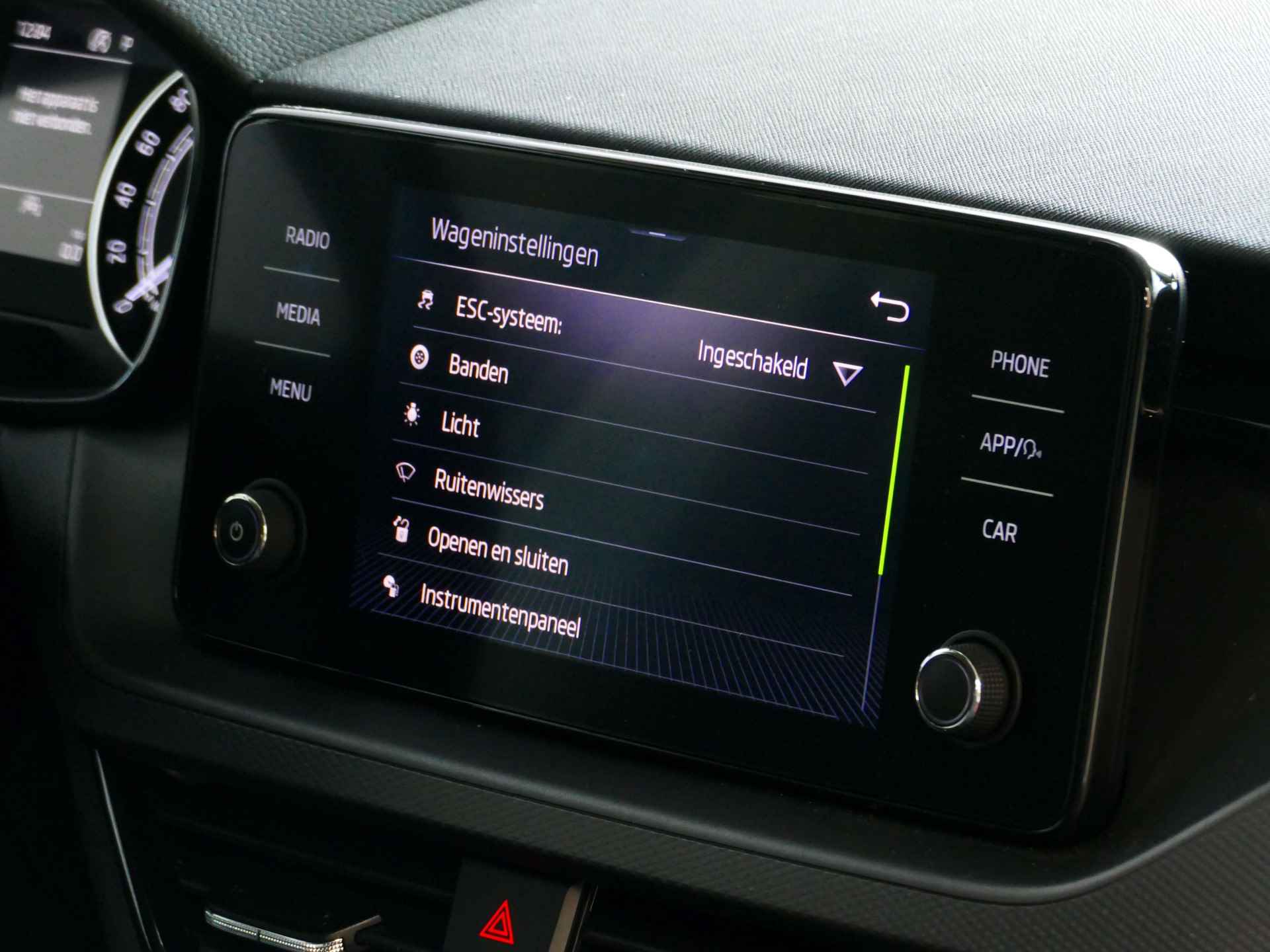 Škoda Kamiq 1.5 TSI 150PK BLACKLINE ECC CARPLAY NAVI STOELVERW PDC LMV 05/2023 - 40/71