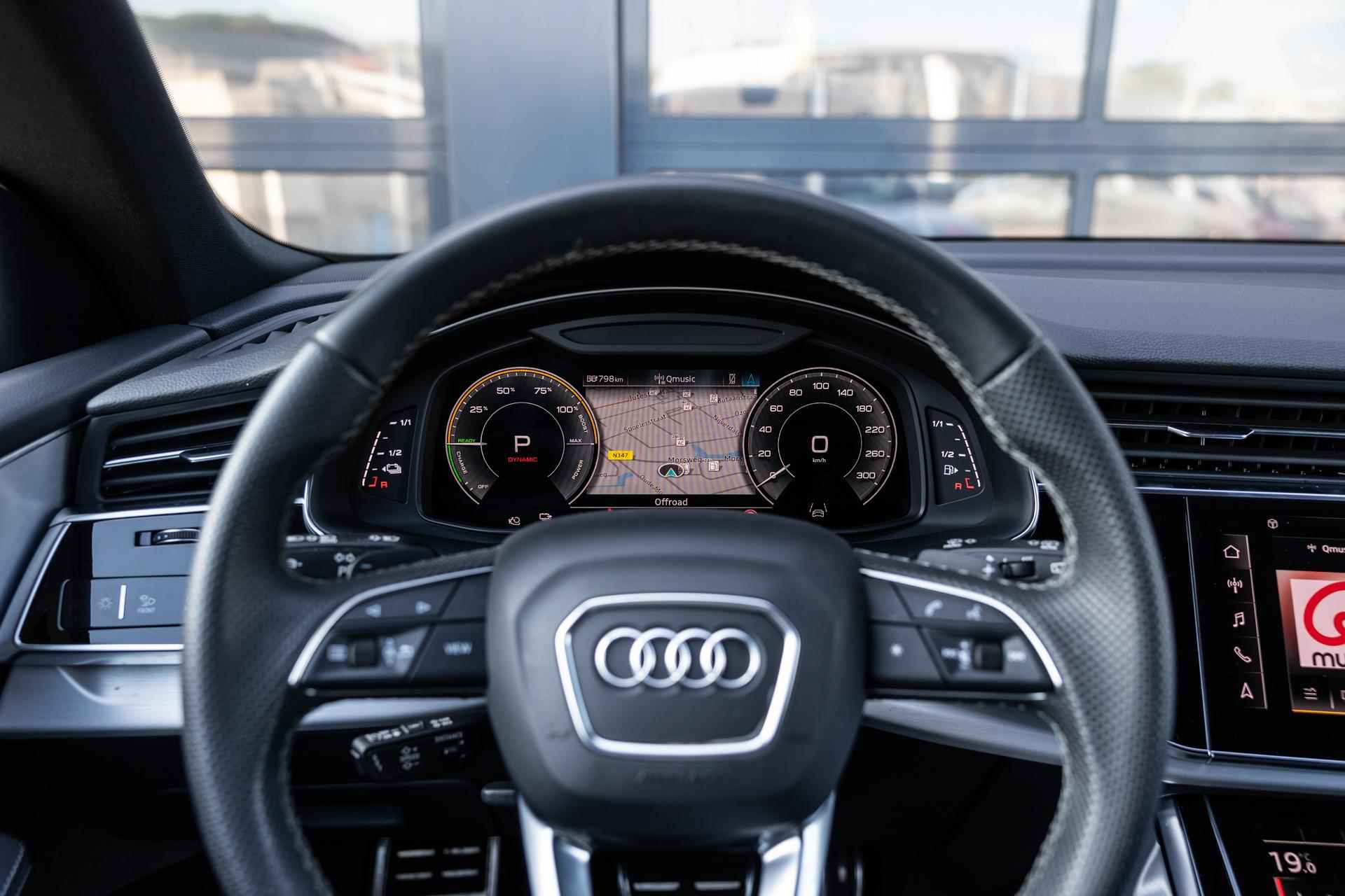 Audi Q8 55 TFSI e 381pk quattro Pro Line S | B&O Sound | 22'' Wielset | Panoramadak | Tour |  Luchtvering - 39/55