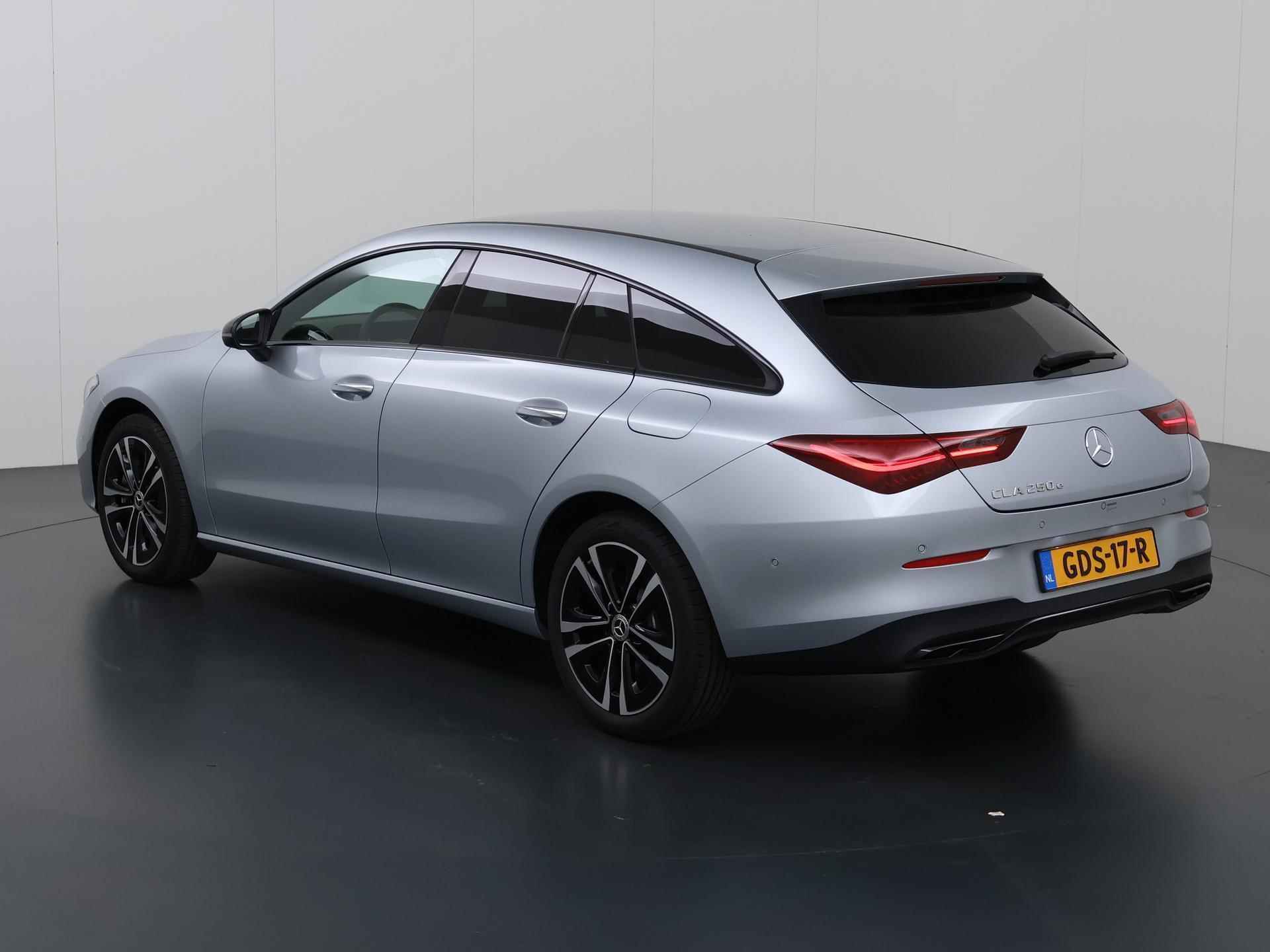 Mercedes-Benz CLA-klasse Shooting Brake 250 e Star Edition Luxury Line | Sfeerverlichting | Achteruitrijcamera | Keyless Entry | Stoelverwarming | - 23/46