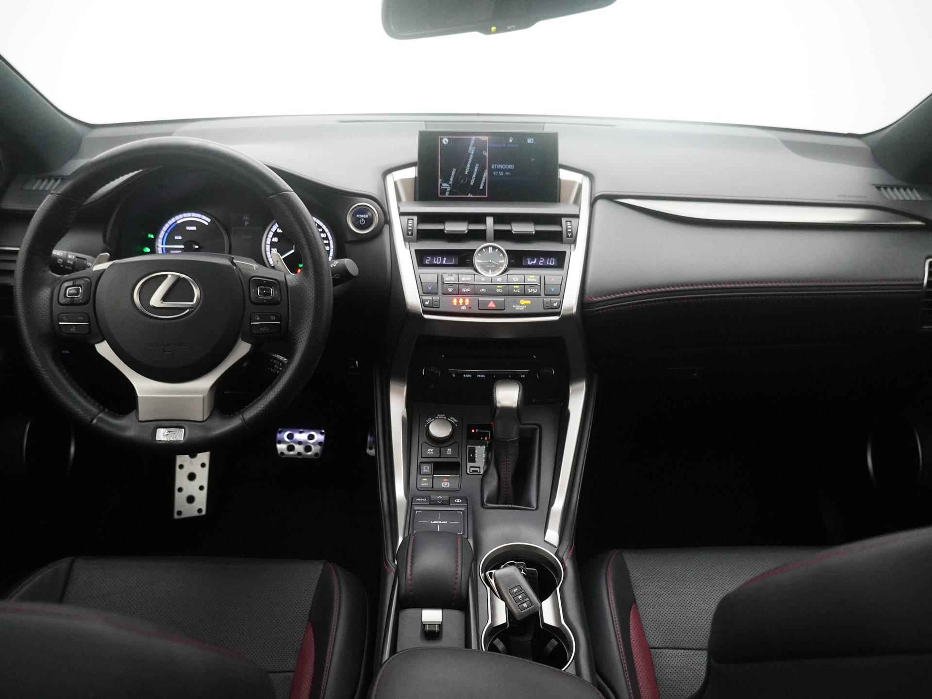 Lexus NX 300h AWD F Sport Line | Afneembare Trekhaak | Dealeronderhouden | Schuif-/kanteldak - 4/25