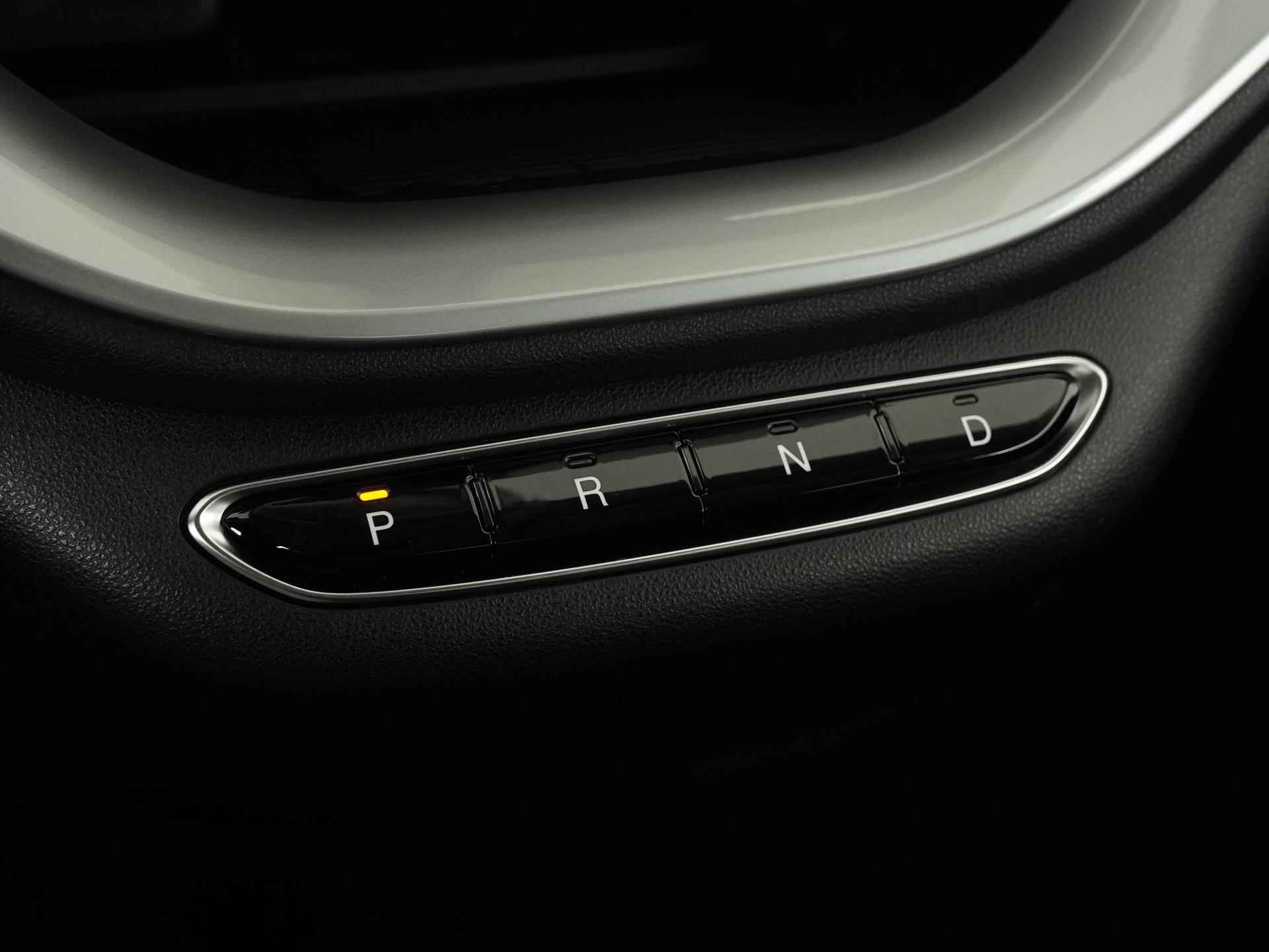 Fiat 500E Icon 42 kWh | Digital Cockpit | Navigatie | Apple Carplay | Zondag Open! - 11/35