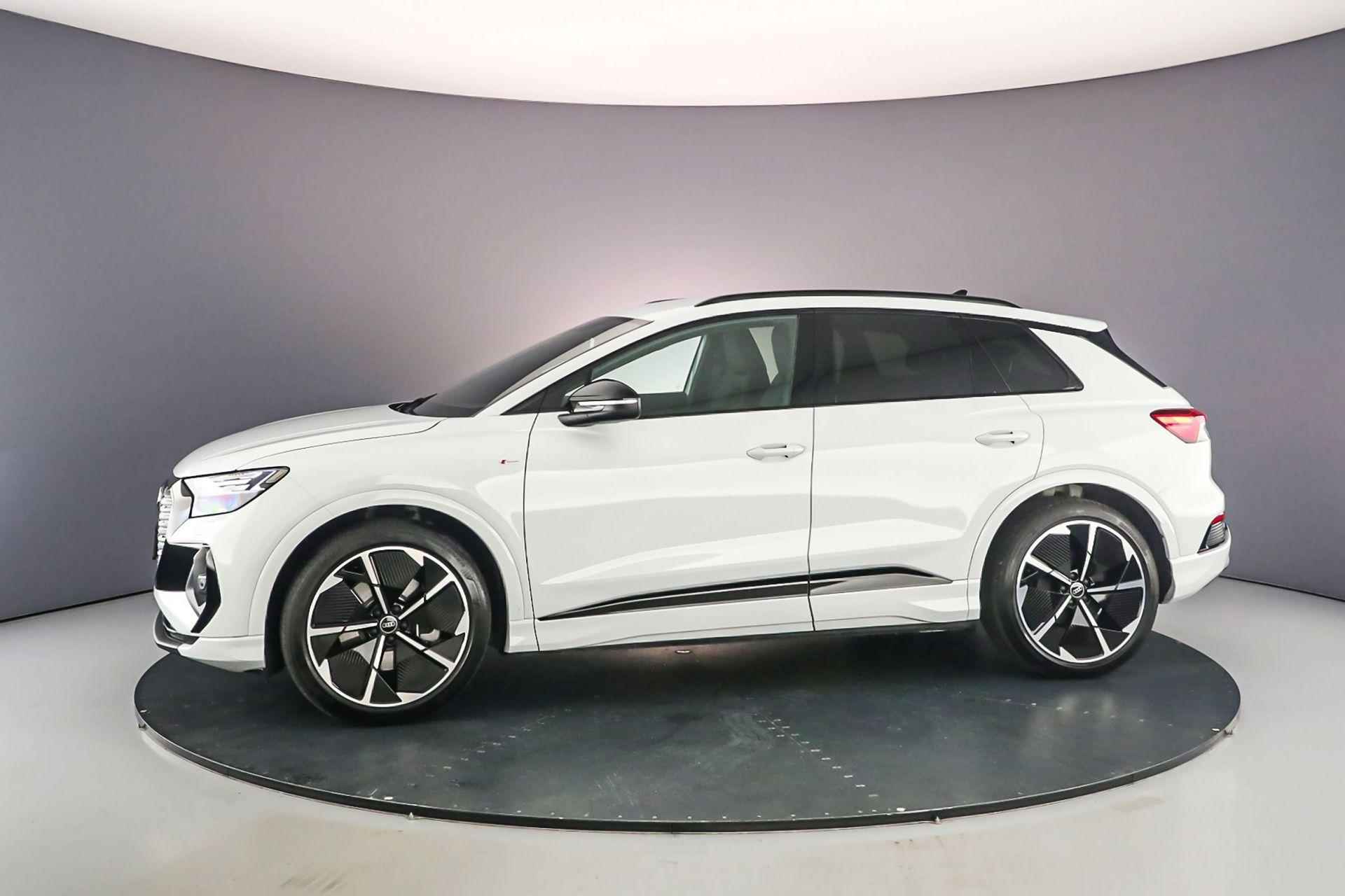 Audi Q4 e-tron 45 S Edition 82 kWh - 2/54