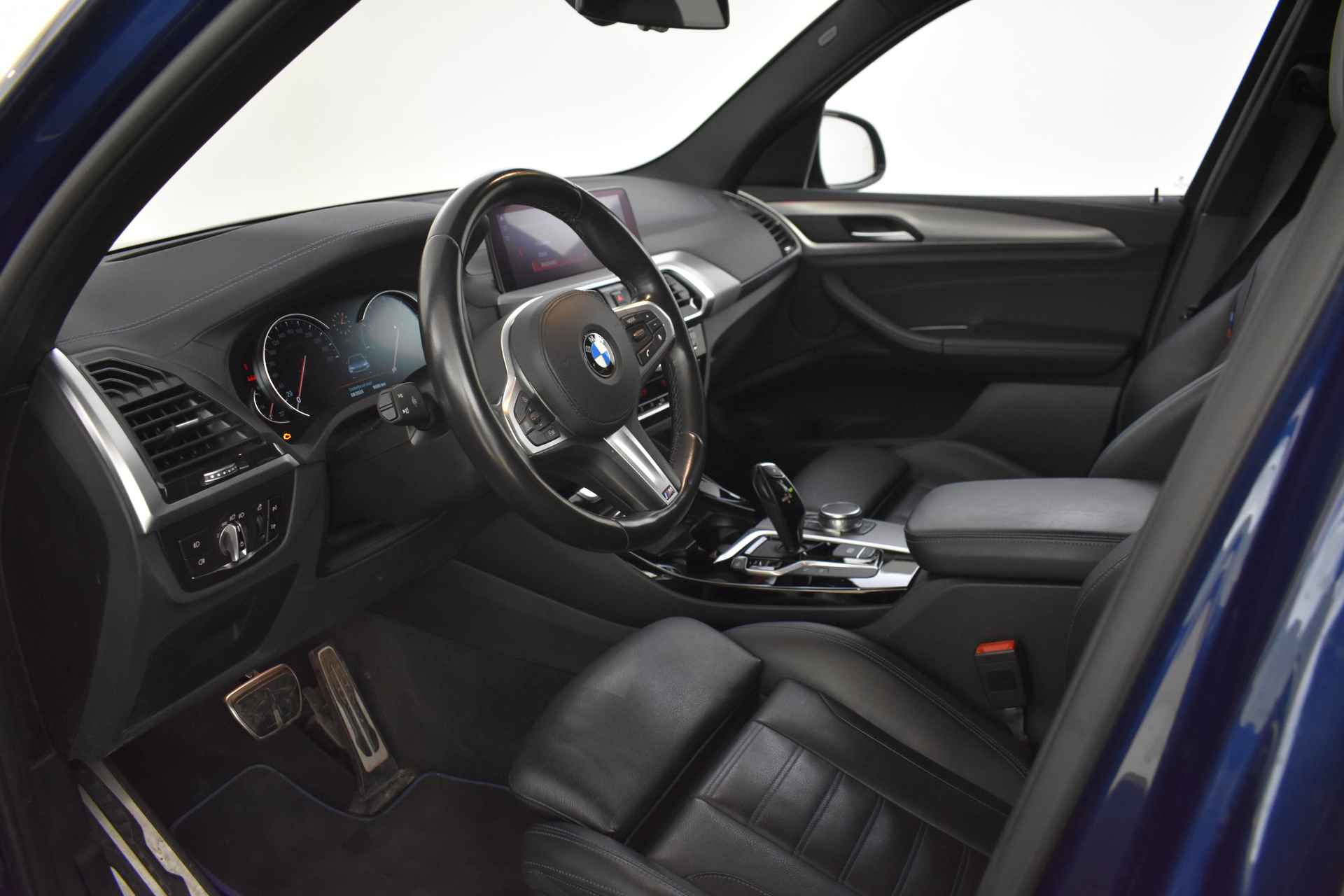 BMW X3 xDrive30i High Executive M Sport Automaat / Panoramadak / Trekhaak / Sportstoelen / Adaptieve LED / Head-Up / Comfort Access / Navigatie Professional / Parking Assistant - 5/40