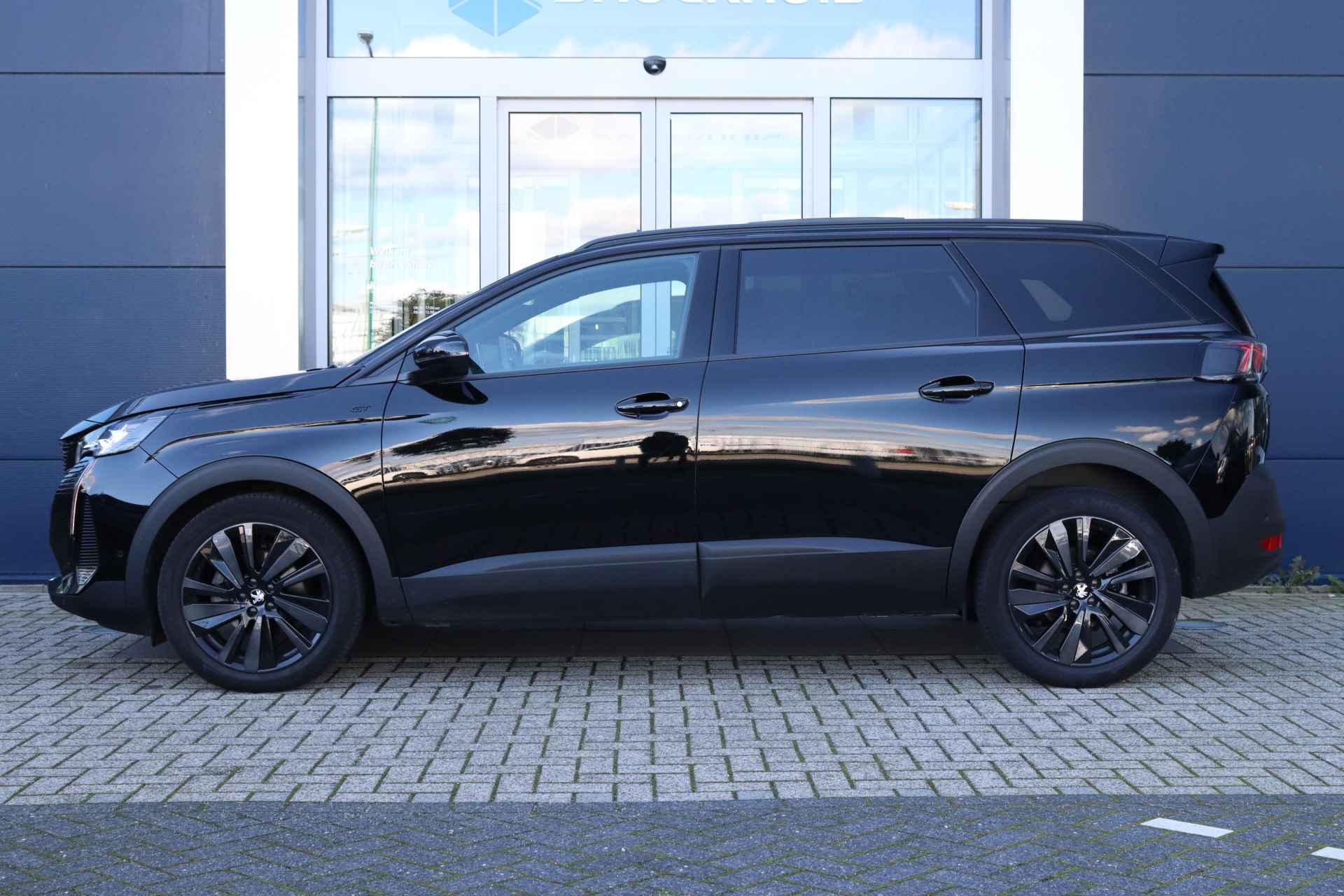 Peugeot 5008 1.2 PureTech GT 130pk EAT8 | Blackpack | Keyless | Elek. Klep | Pano | Navigatie | Stoelverwarming | Climate | Camera | Carplay - 3/41