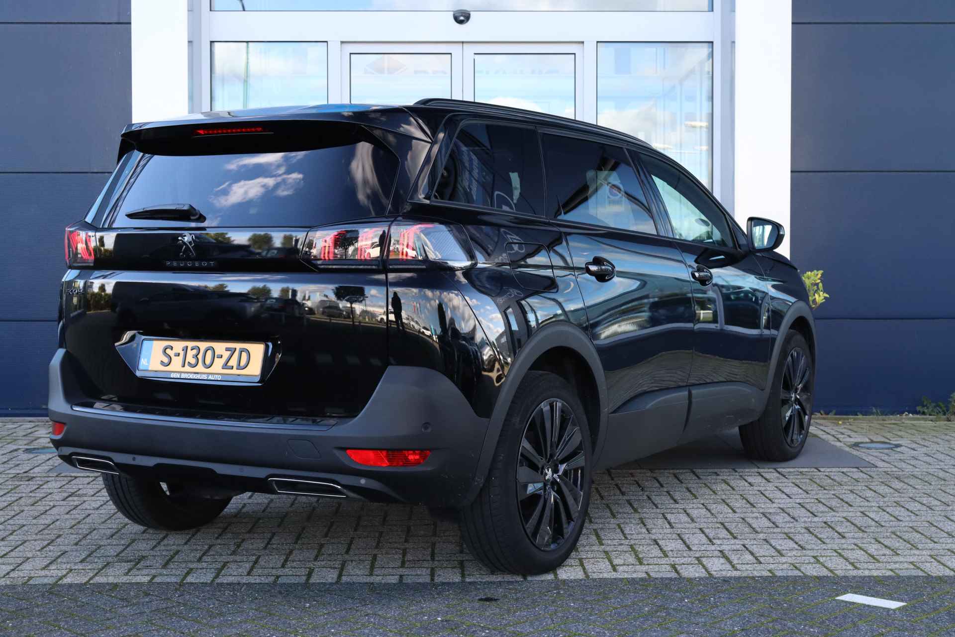 Peugeot 5008 1.2 PureTech GT 130pk EAT8 | Blackpack | Keyless | Elek. Klep | Pano | Navigatie | Stoelverwarming | Climate | Camera | Carplay - 11/41