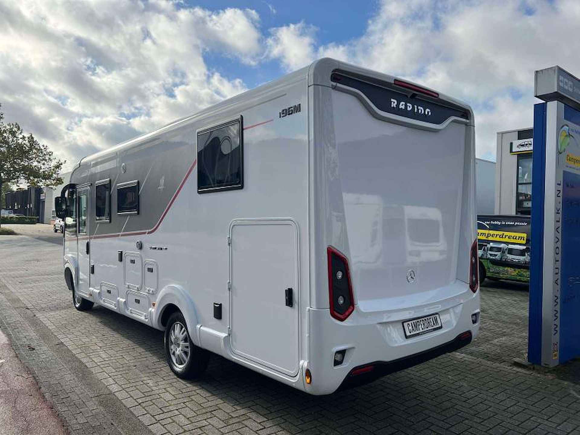 Rapido Distinction  i96m Mercedes Primeur - 6/24