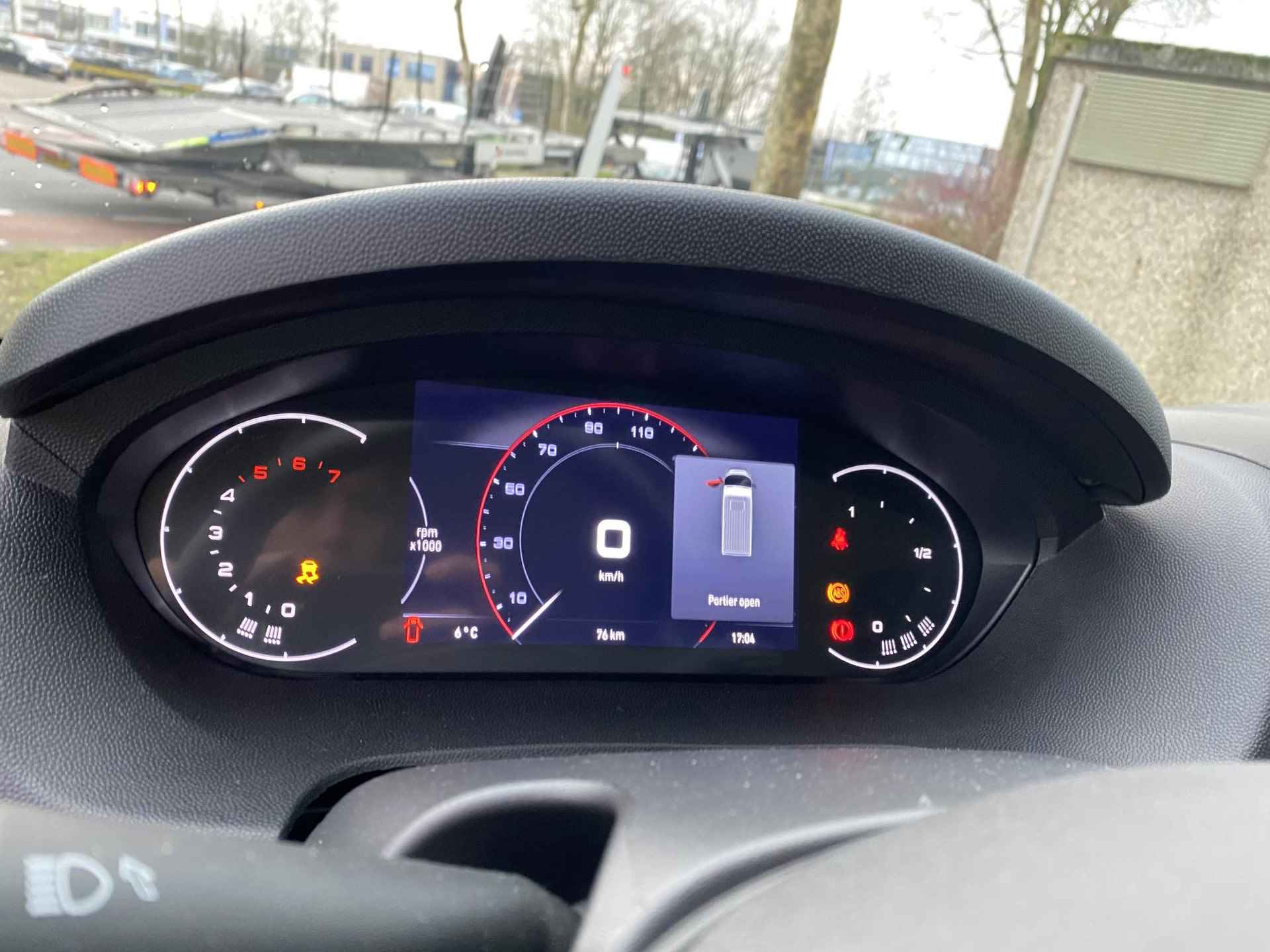 Fiat Ducato GB L2H2 2.2D MultiJet 140pk 3.5T | GEEN BPM | Multimedia | Apple CarPlay / Android Auto | NAVI | Achteruitrijcamera | Parkeersensoren achter | Dode hoek detectie | Inklapbare buitenspiegels | Bestuurdersstoel comfort | Armsteun | Bank voorpassagiers | Airbags - 27/41