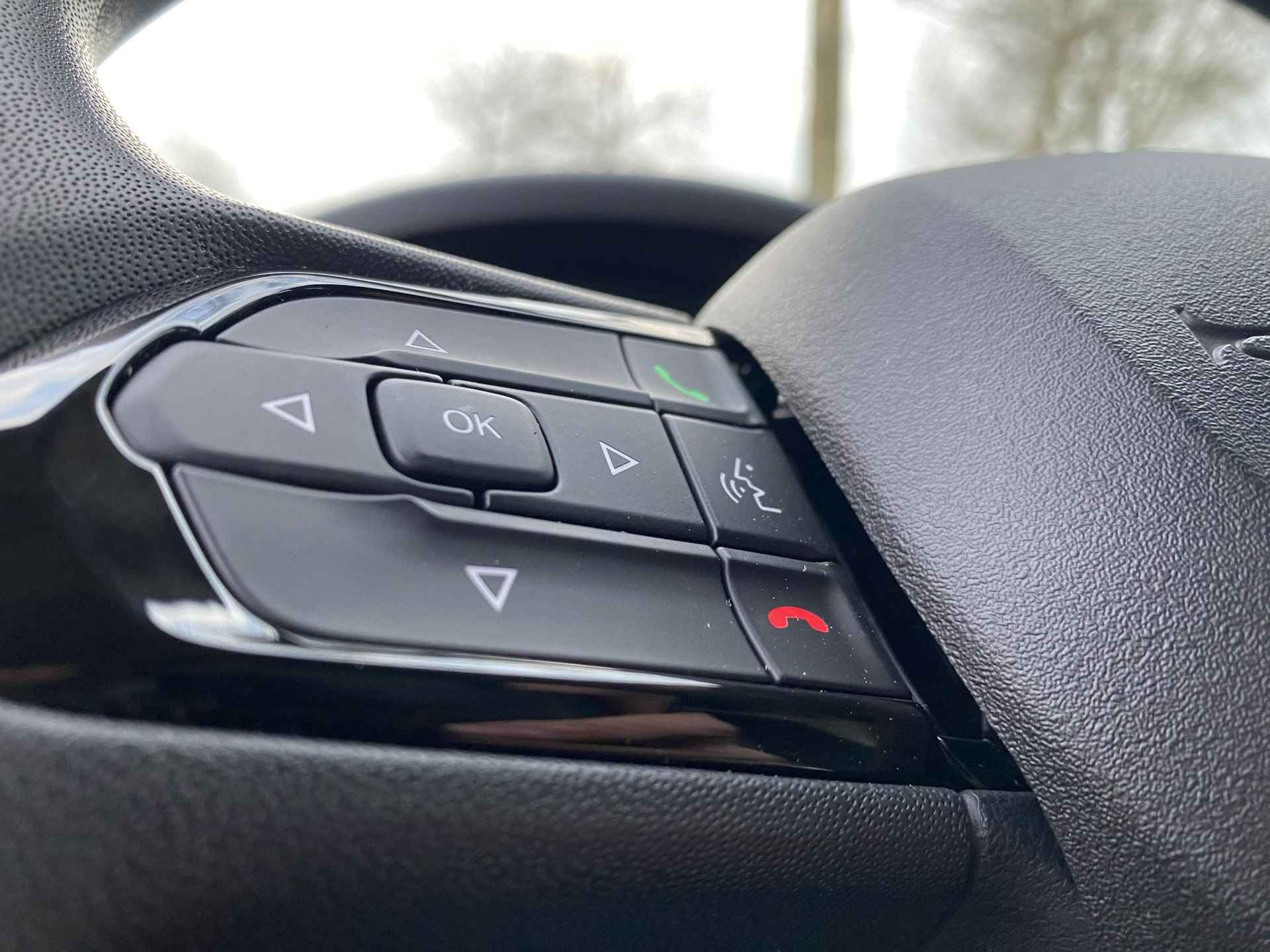 Fiat Ducato GB L2H2 2.2D MultiJet 140pk 3.5T | GEEN BPM | Multimedia | Apple CarPlay / Android Auto | NAVI | Achteruitrijcamera | Parkeersensoren achter | Dode hoek detectie | Inklapbare buitenspiegels | Bestuurdersstoel comfort | Armsteun | Bank voorpassagiers | Airbags - 28/41