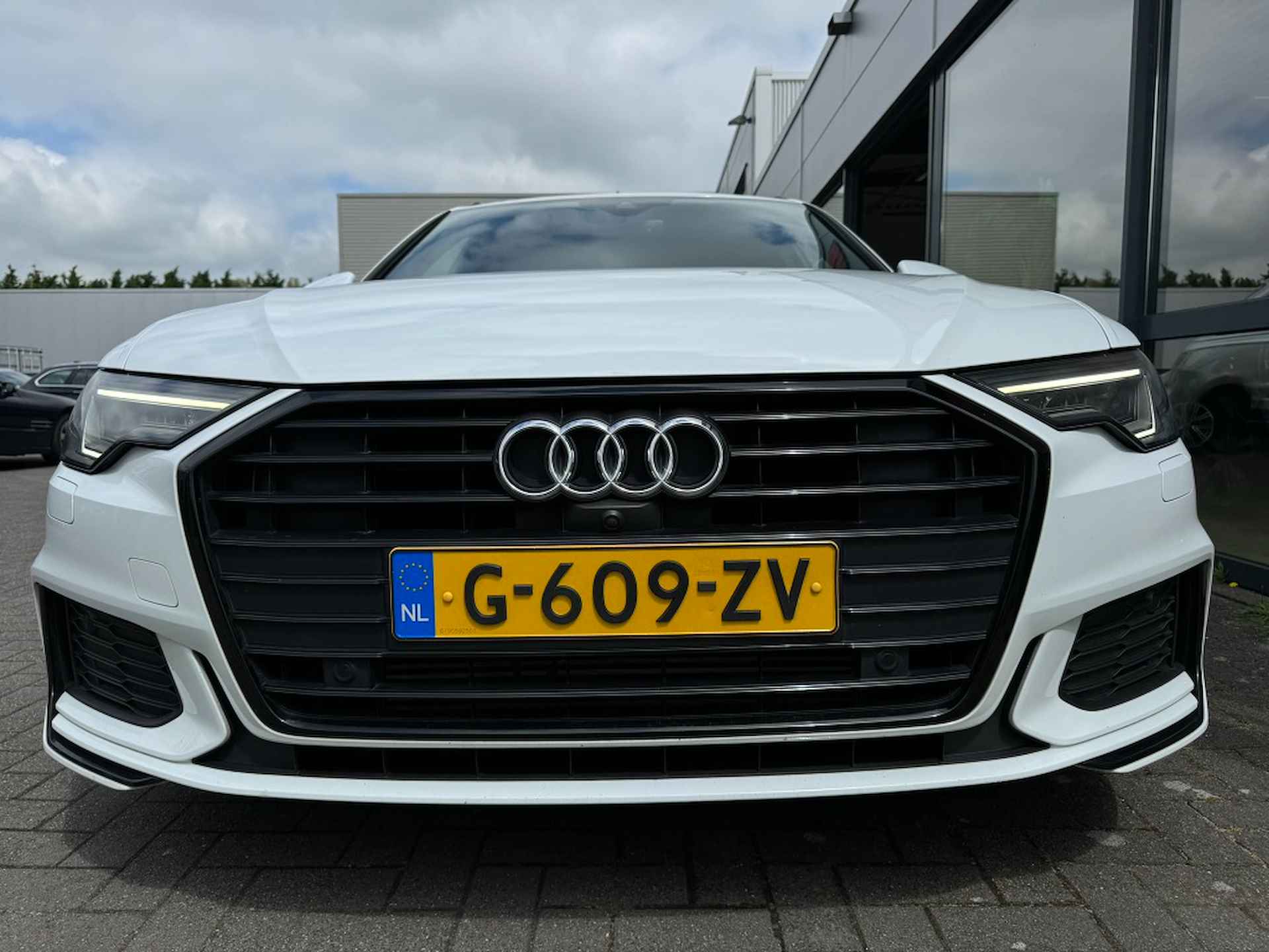 Audi A6 Avant 45 TFSI S-Line Edition - 3/36