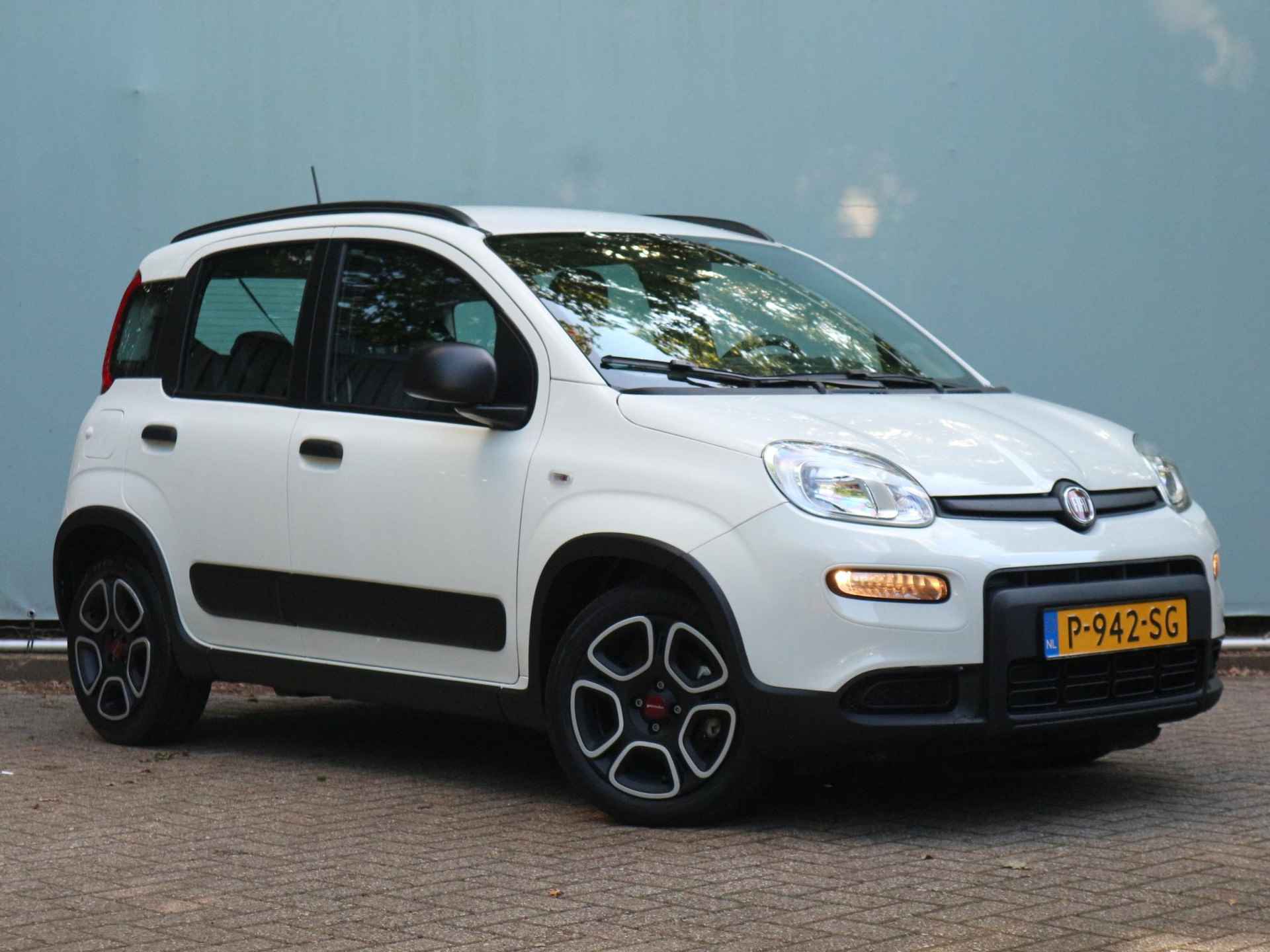 Fiat Panda 1.0 Hybrid City Life 70 pk / Apple CarPlay & Android Auto / Airco - 18/26