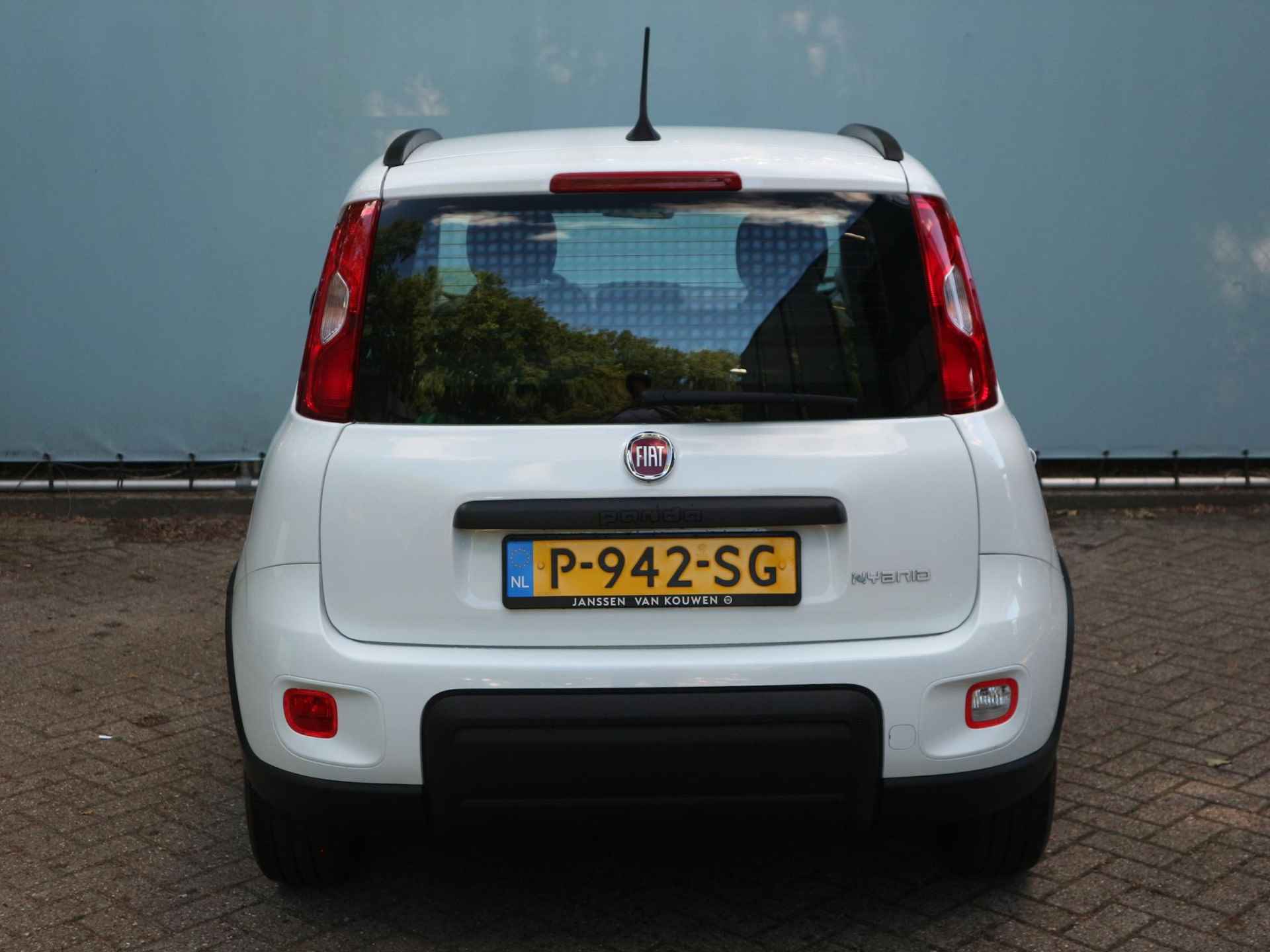 Fiat Panda 1.0 Hybrid City Life 70 pk / Apple CarPlay & Android Auto / Airco - 20/26