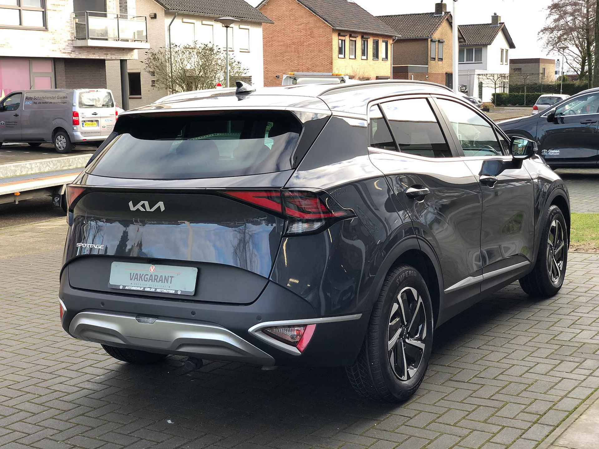 Kia Sportage 1.6 T-GDi MHEV Dynamicline | Trekhaak, Stoel + Stuurverwarming, Navigatie, CarPlay, Parkeersensoren - 38/39