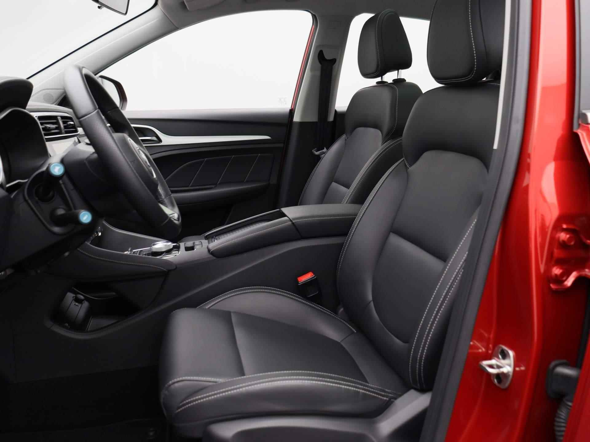 MG ZS EV Luxury 45 kWh | Panoramadak | Leder | Navi | Apple CarPlay | Camera | Adaptive Cruise Control | - 12/35
