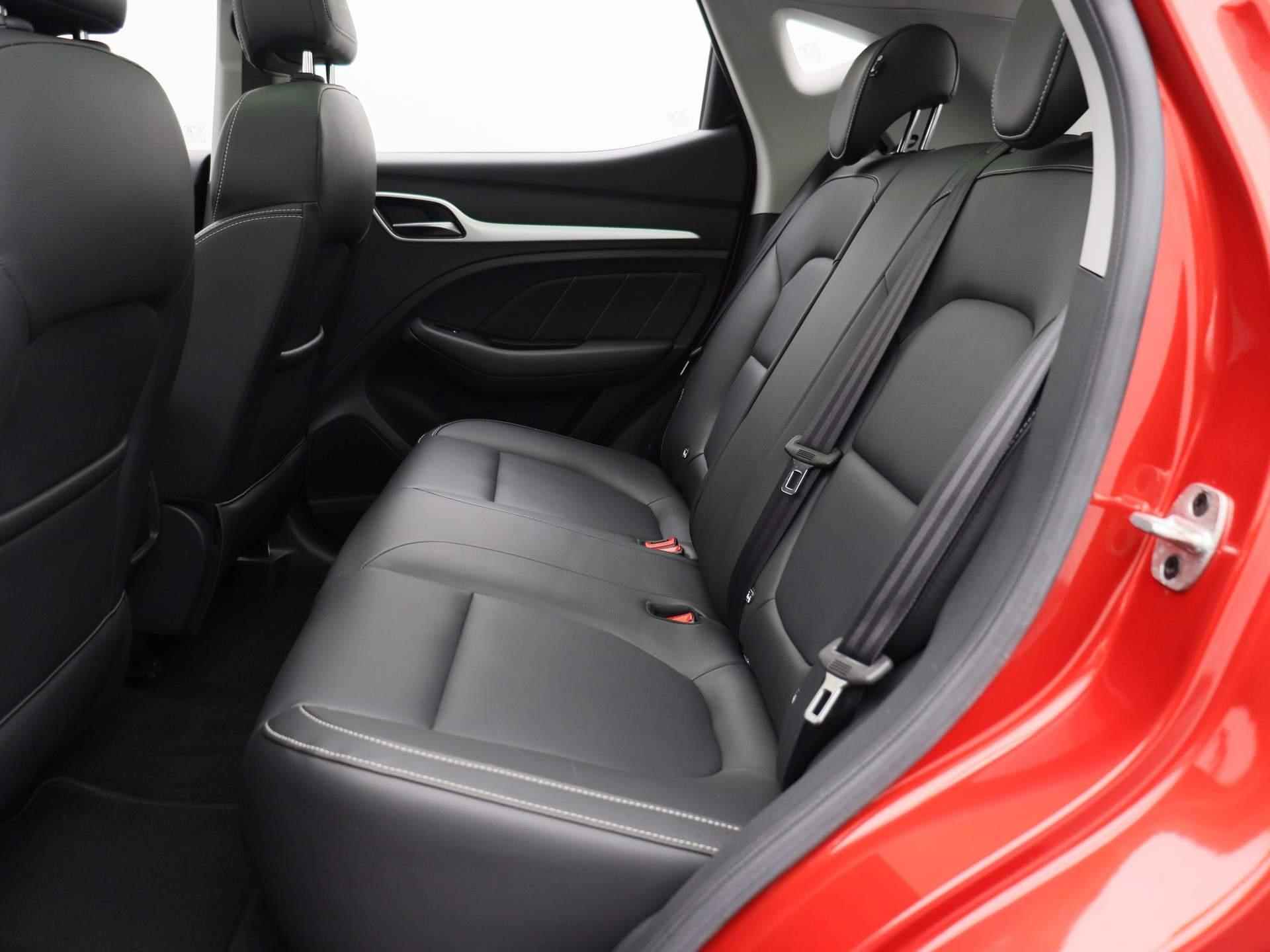 MG ZS EV Luxury 45 kWh | Panoramadak | Leder | Navi | Apple CarPlay | Camera | Adaptive Cruise Control | - 13/35