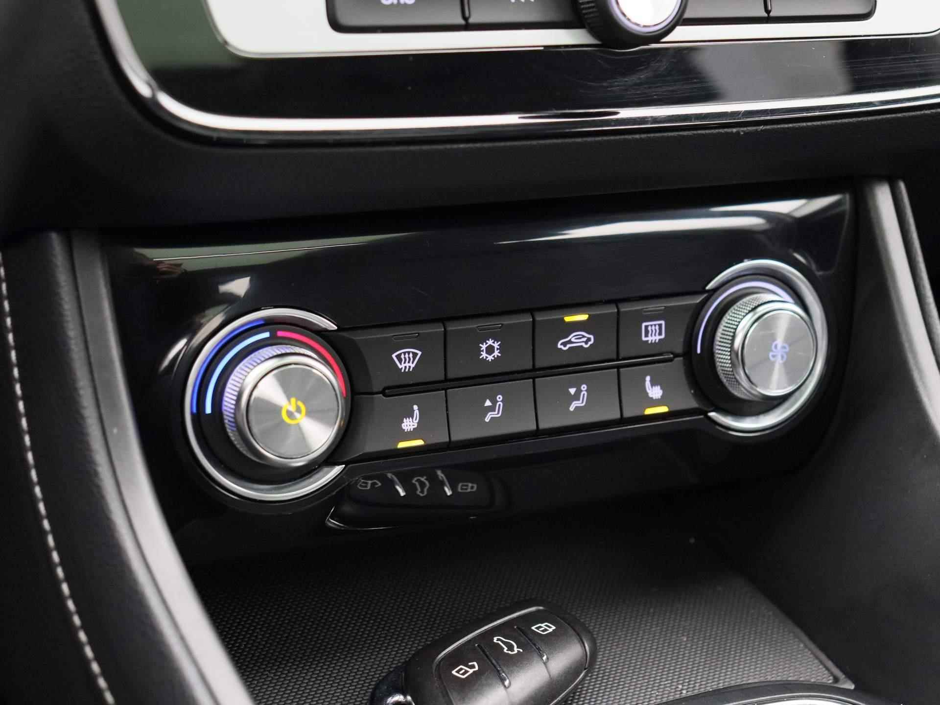 MG ZS EV Luxury 45 kWh | Panoramadak | Leder | Navi | Apple CarPlay | Camera | Adaptive Cruise Control | - 18/35
