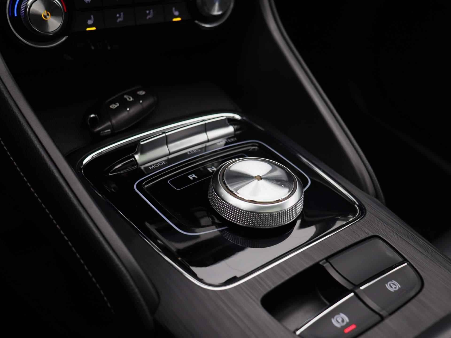 MG ZS EV Luxury 45 kWh | Panoramadak | Leder | Navi | Apple CarPlay | Camera | Adaptive Cruise Control | - 19/35