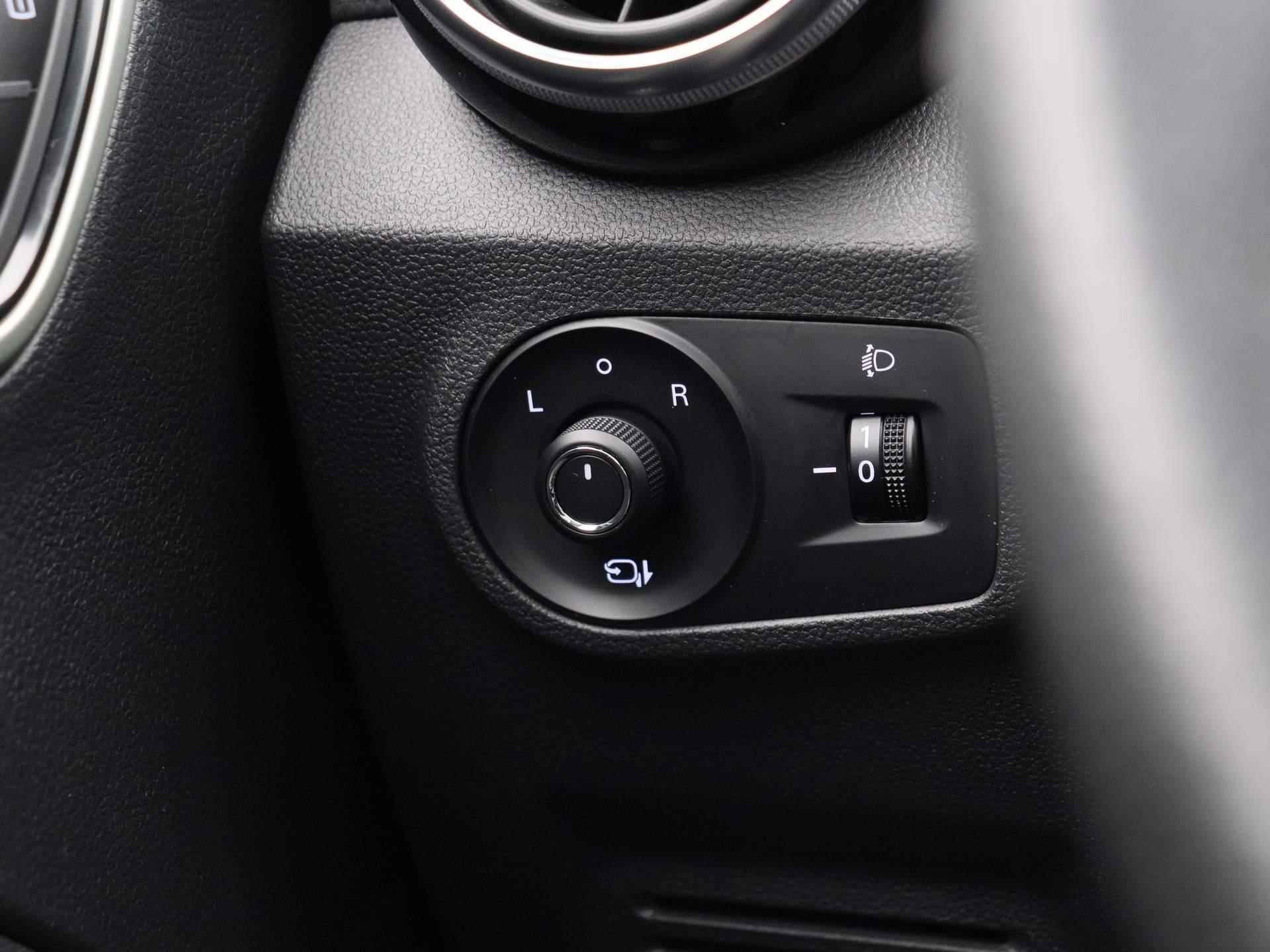 MG ZS EV Luxury 45 kWh | Panoramadak | Leder | Navi | Apple CarPlay | Camera | Adaptive Cruise Control | - 22/35