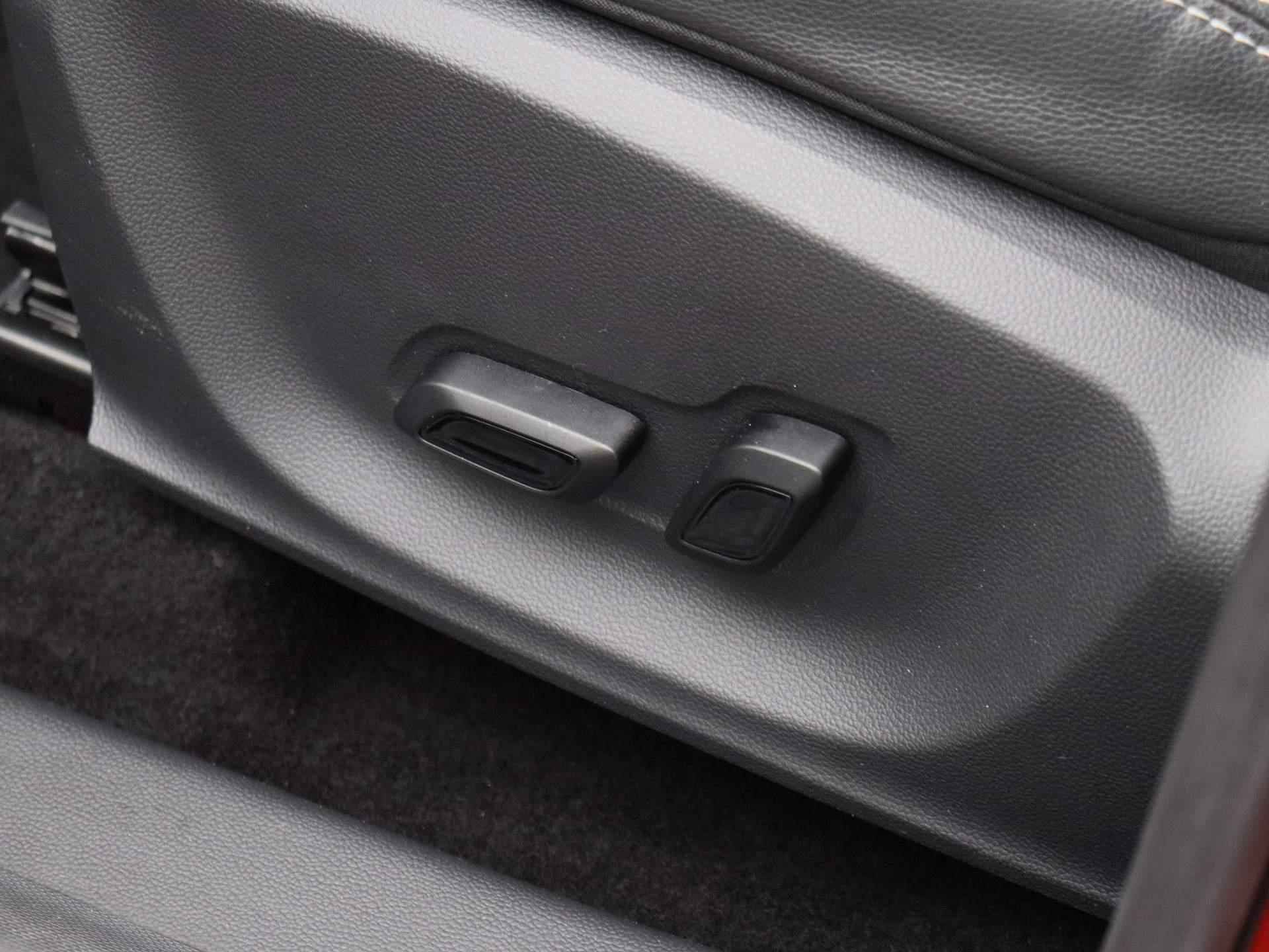 MG ZS EV Luxury 45 kWh | Panoramadak | Leder | Navi | Apple CarPlay | Camera | Adaptive Cruise Control | - 27/35