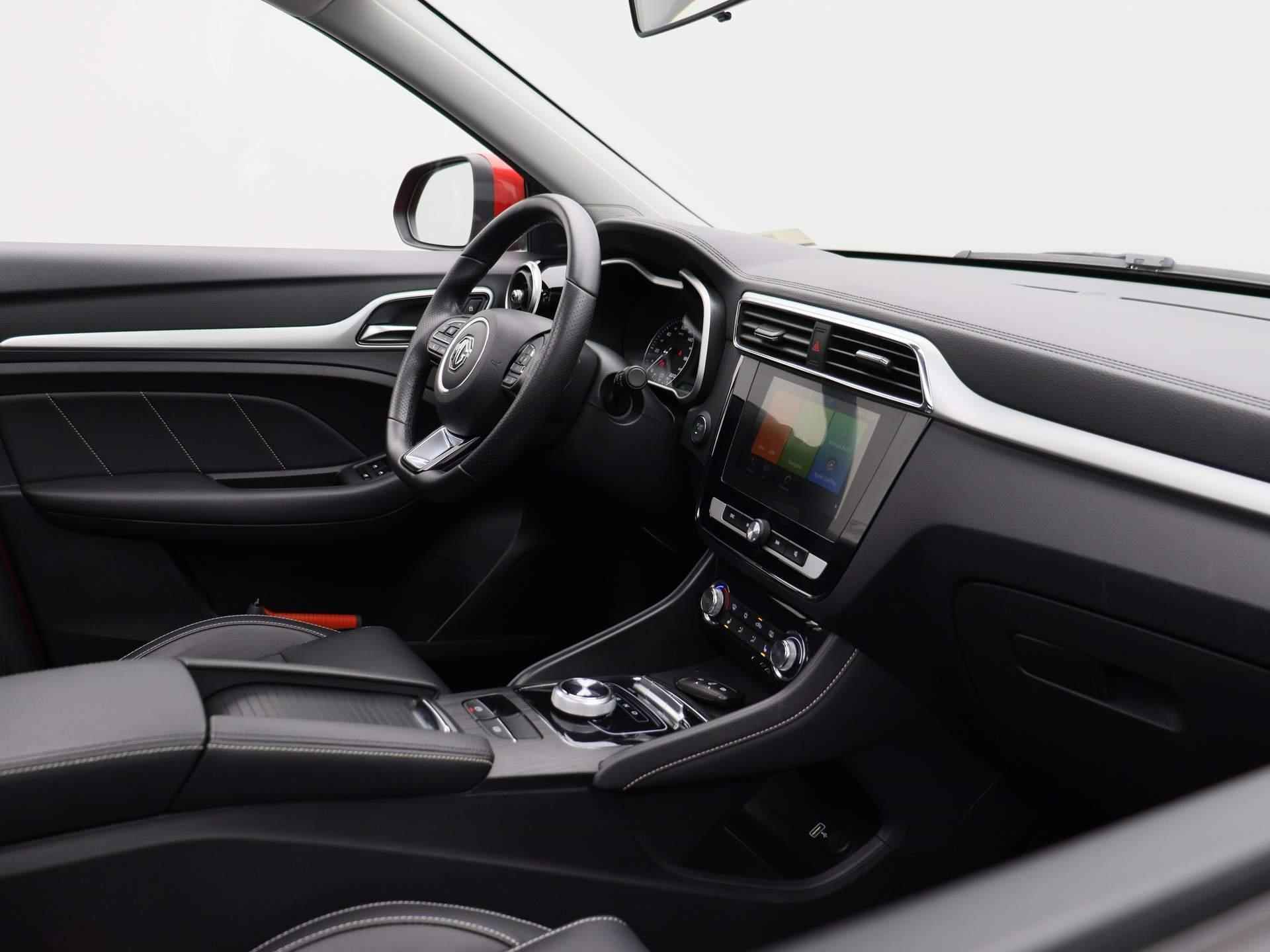 MG ZS EV Luxury 45 kWh | Panoramadak | Leder | Navi | Apple CarPlay | Camera | Adaptive Cruise Control | - 30/35