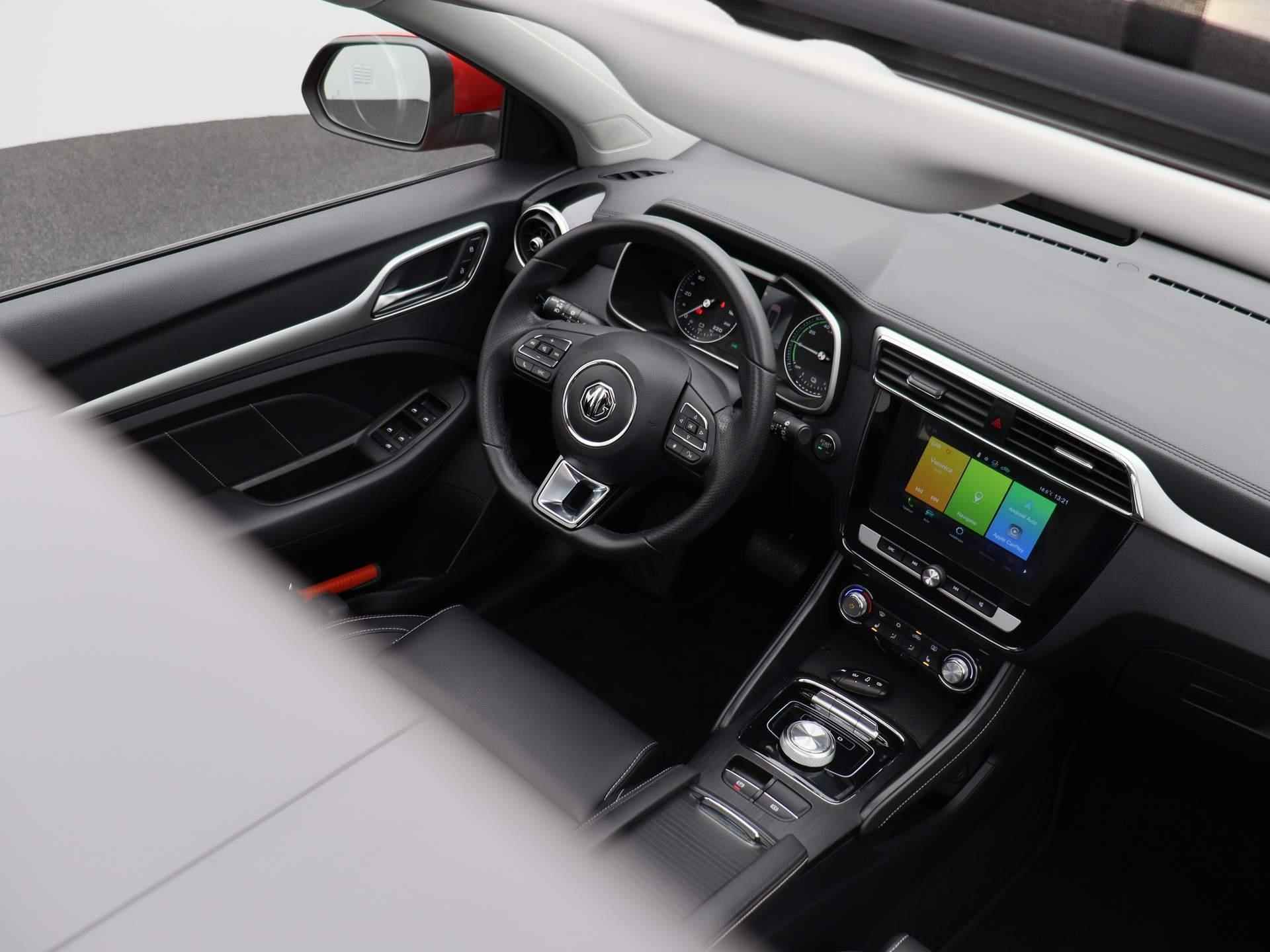 MG ZS EV Luxury 45 kWh | Panoramadak | Leder | Navi | Apple CarPlay | Camera | Adaptive Cruise Control | - 32/35