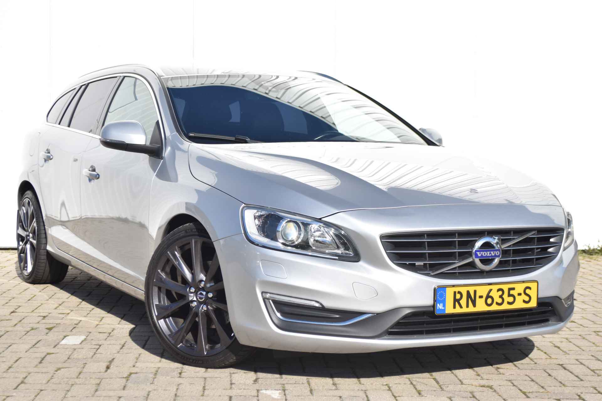 Volvo V60 D4 Summum #19'' #Xenon #Standkachel! - 3/27