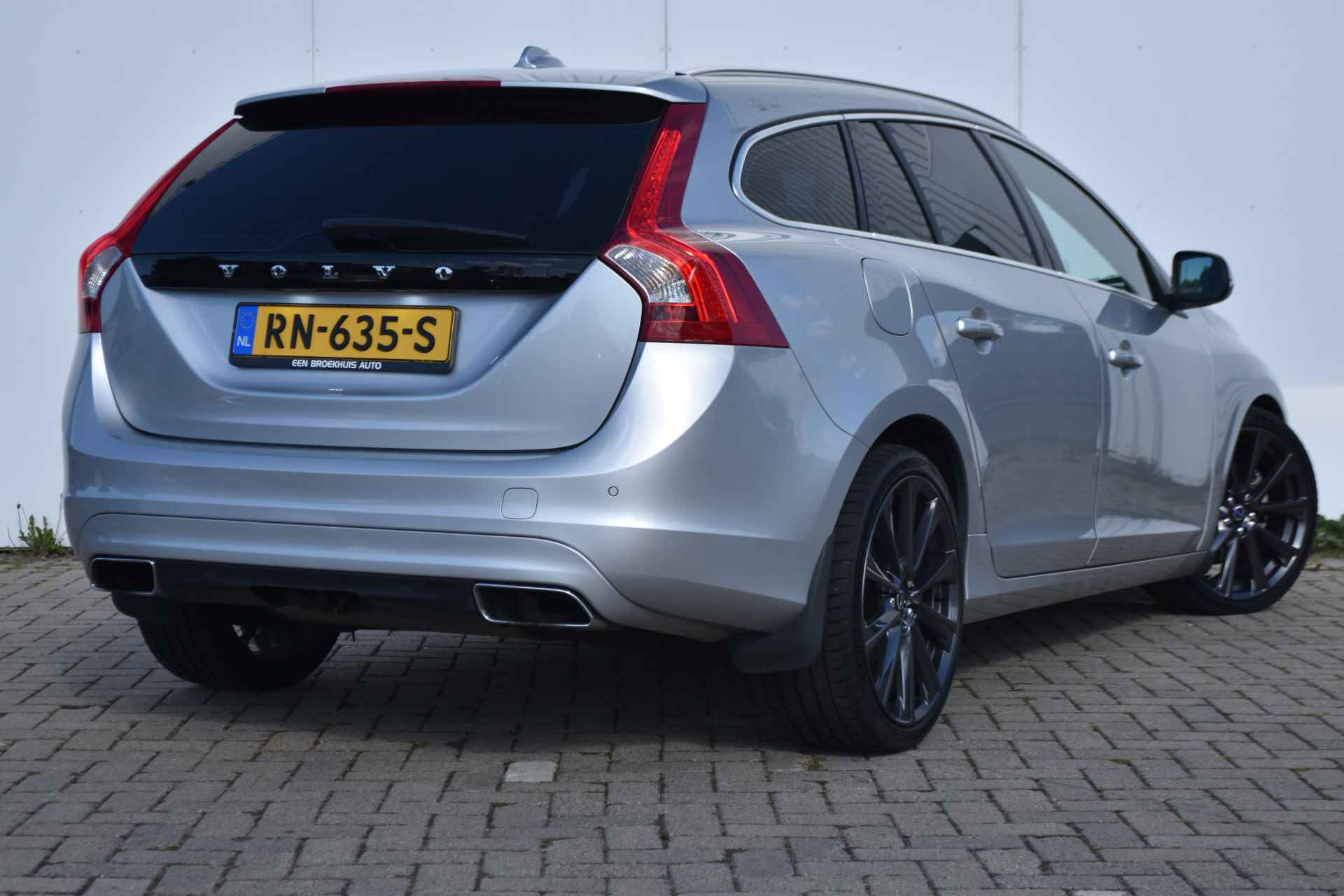 Volvo V60 D4 Summum #19'' #Xenon #Standkachel! - 7/27