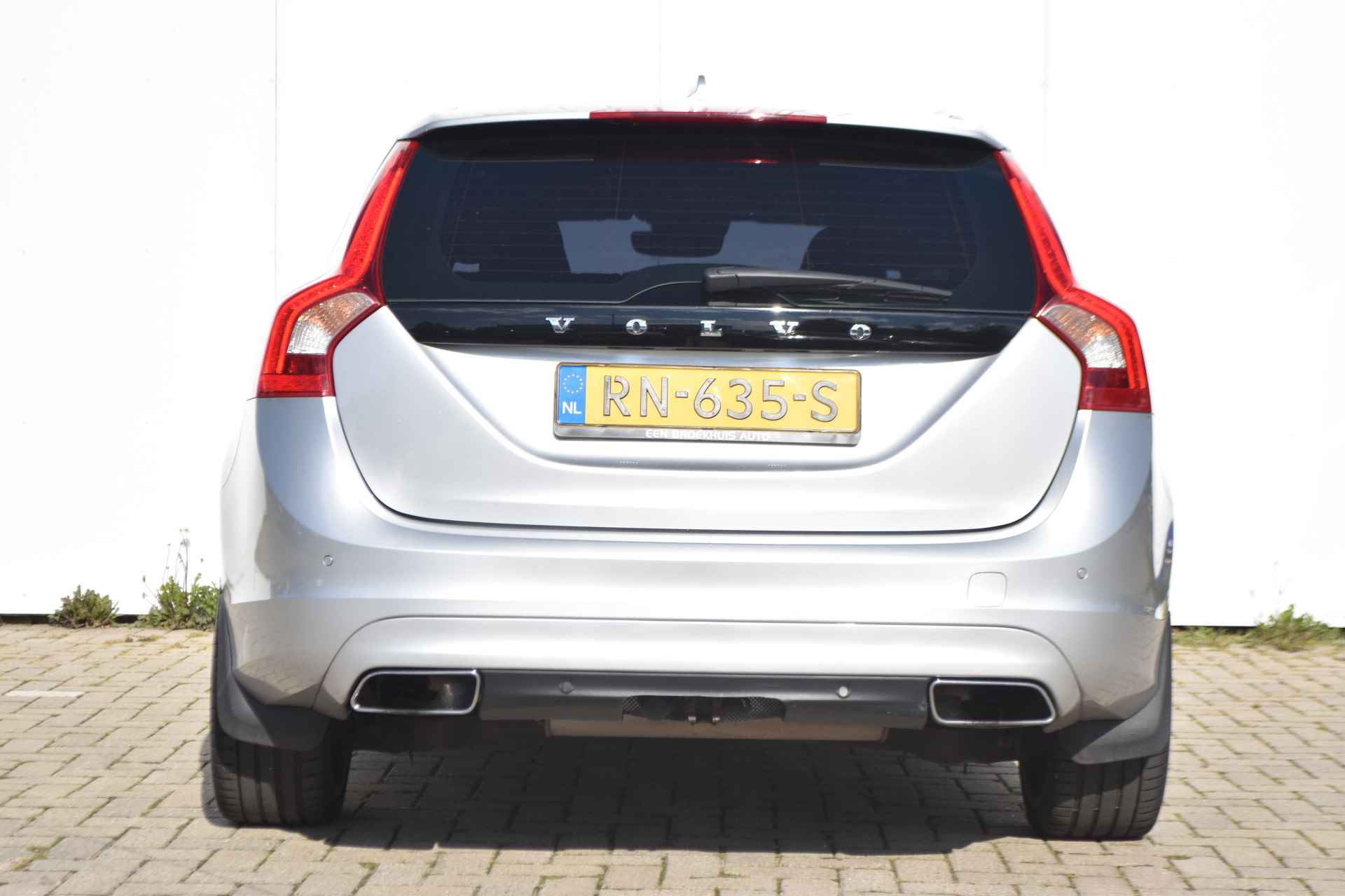 Volvo V60 D4 Summum #19'' #Xenon #Standkachel! - 9/27