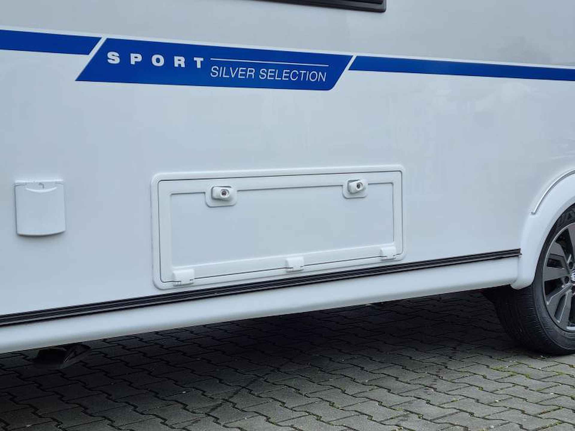 Knaus Sport Silver Selection 540 FDK Stapelbed-Voortent-Luifel - 24/25