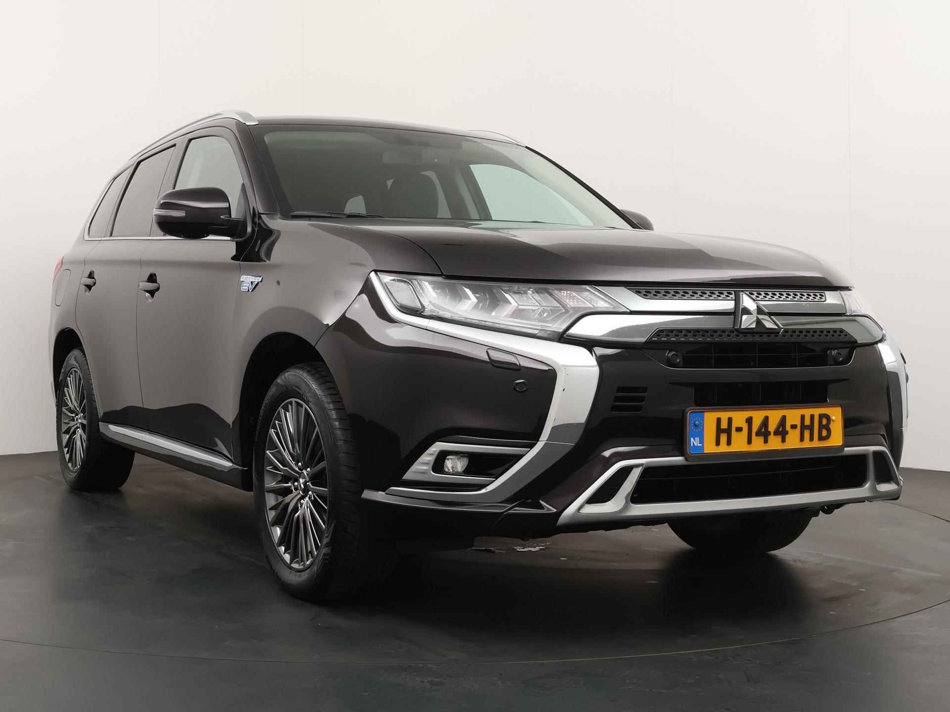 Mitsubishi Outlander 2.4 PHEV Intense+ - 8/32